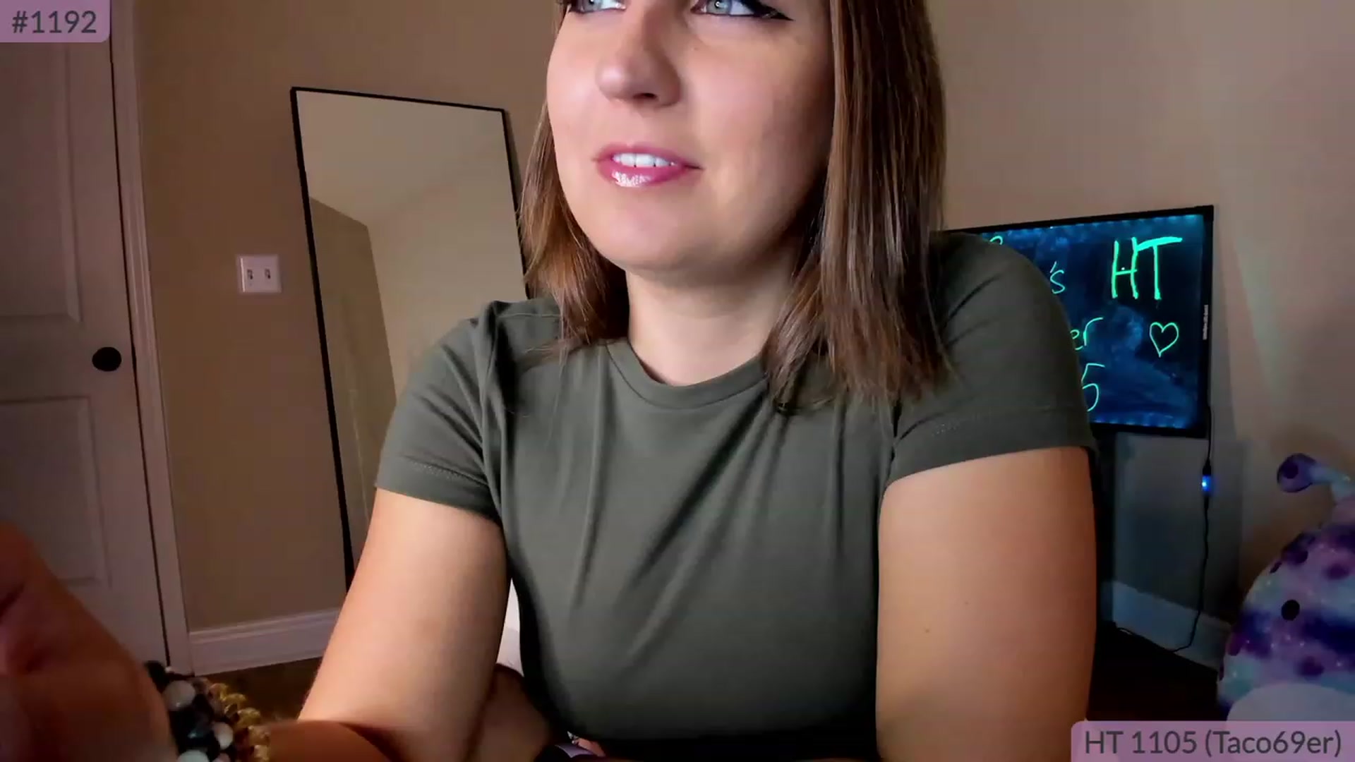 Gallery image thumbnail from Brookebee27's myfreecams stream on, 02/07/2023, 24:04 image 6 of 20