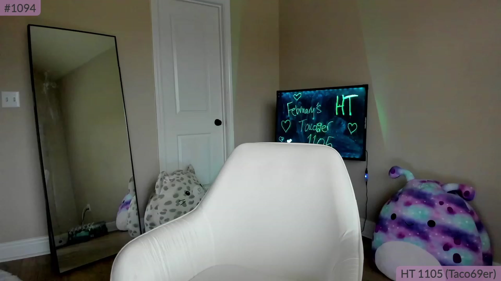 Gallery image thumbnail from Brookebee27's myfreecams stream on, 02/10/2023, 24:30 image 5 of 20