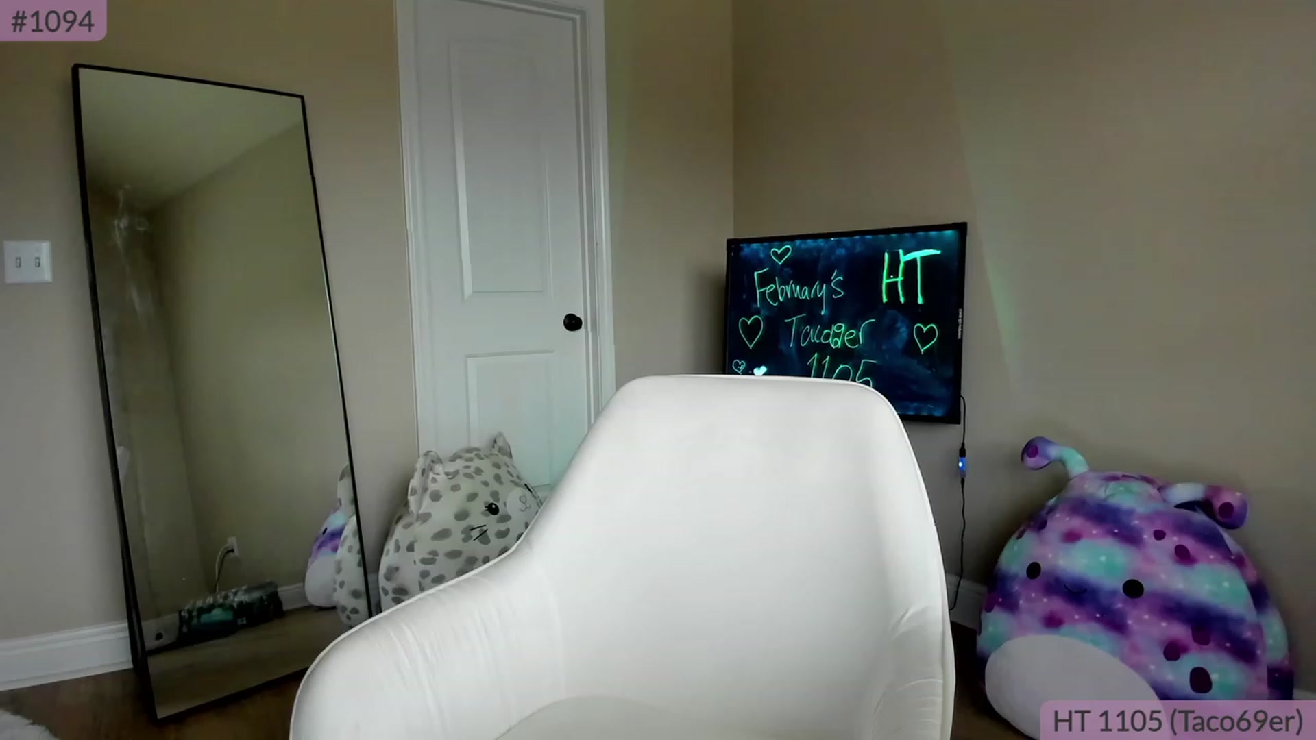 Gallery image thumbnail from Brookebee27's myfreecams stream on, 02/10/2023, 24:30 image 3 of 20