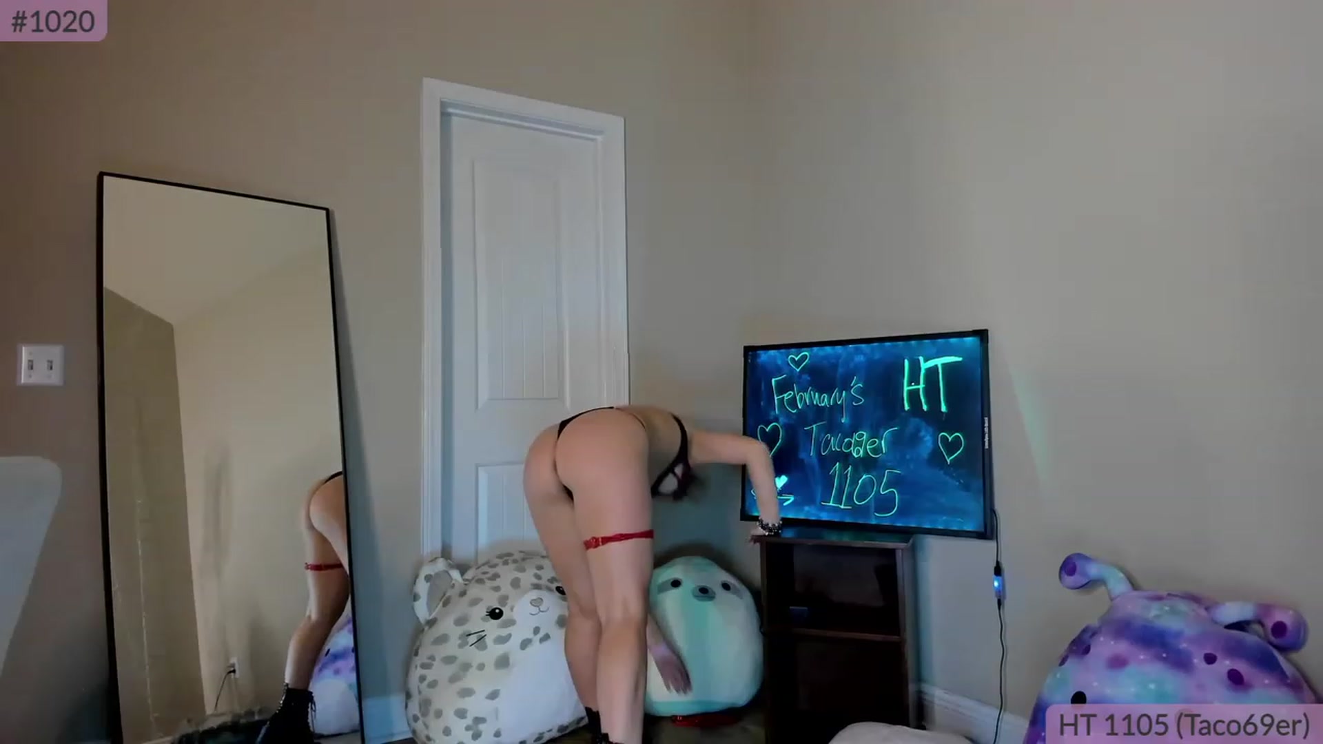 Gallery image thumbnail from Brookebee27's myfreecams stream on, 02/10/2023, 24:59 image 17 of 20