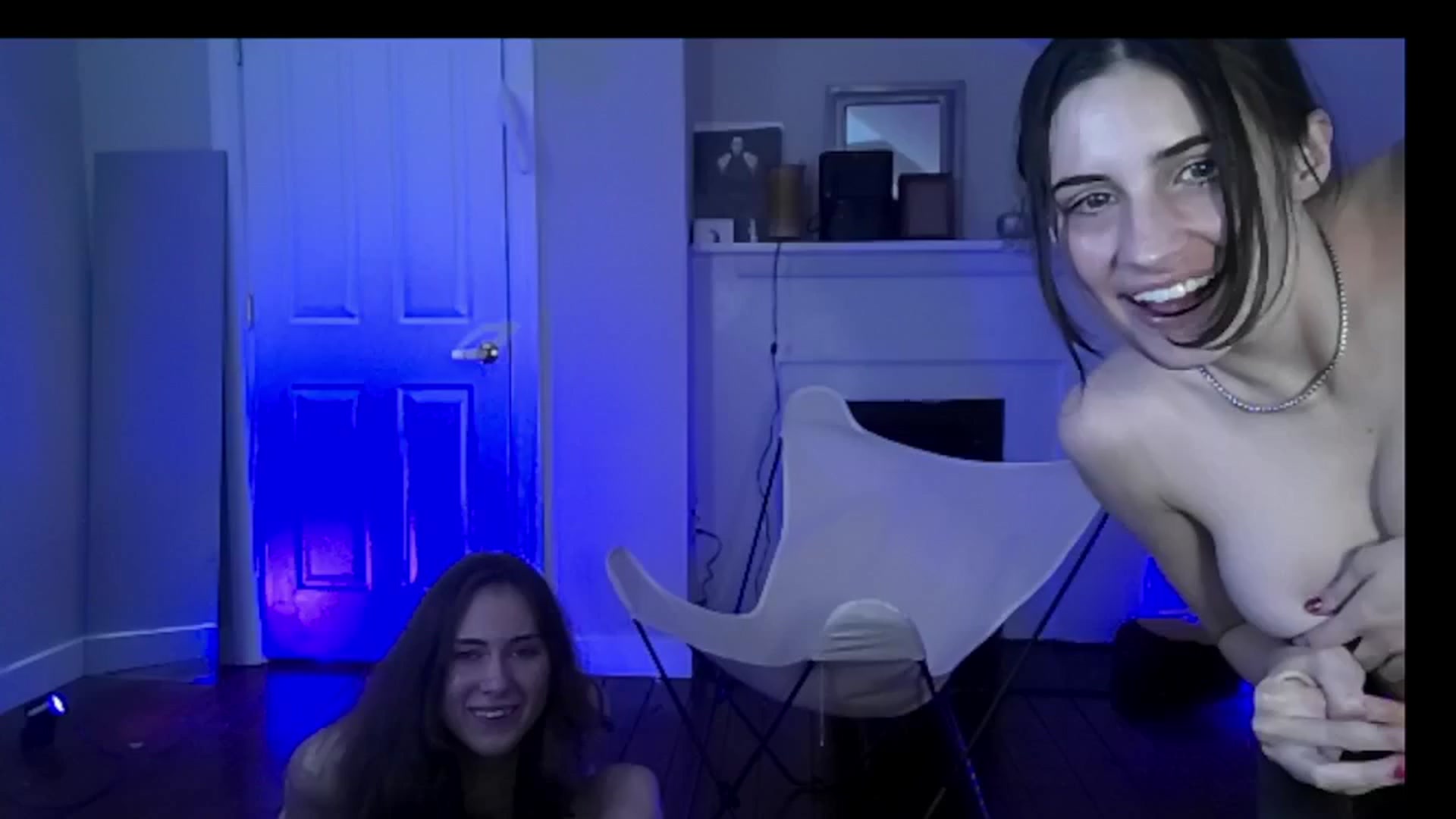 Gallery image thumbnail from Brookie_B's myfreecams stream on, 01/01/2025, 08:41 image 6 of 20