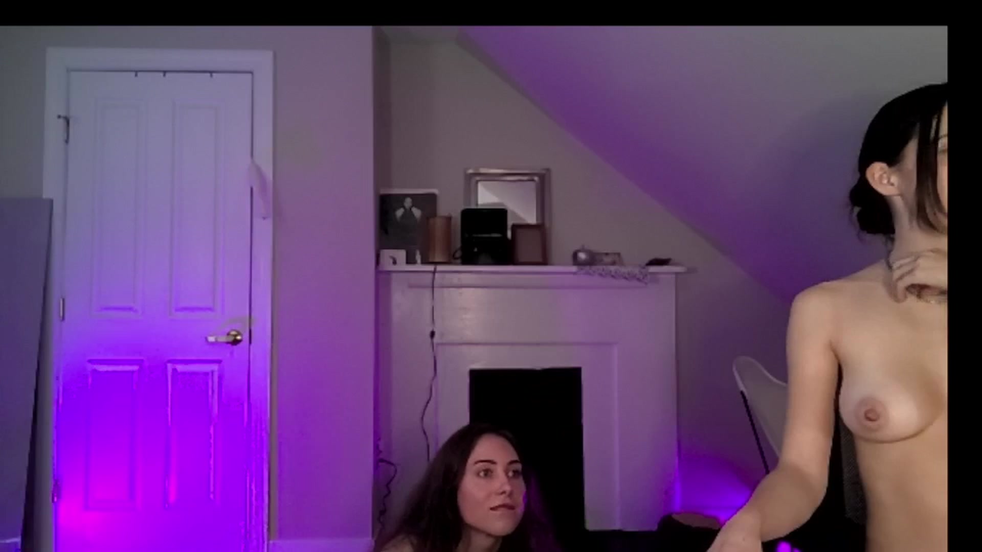 Gallery image thumbnail from Brookie_B's myfreecams stream on, 01/01/2025, 09:21 image 13 of 20