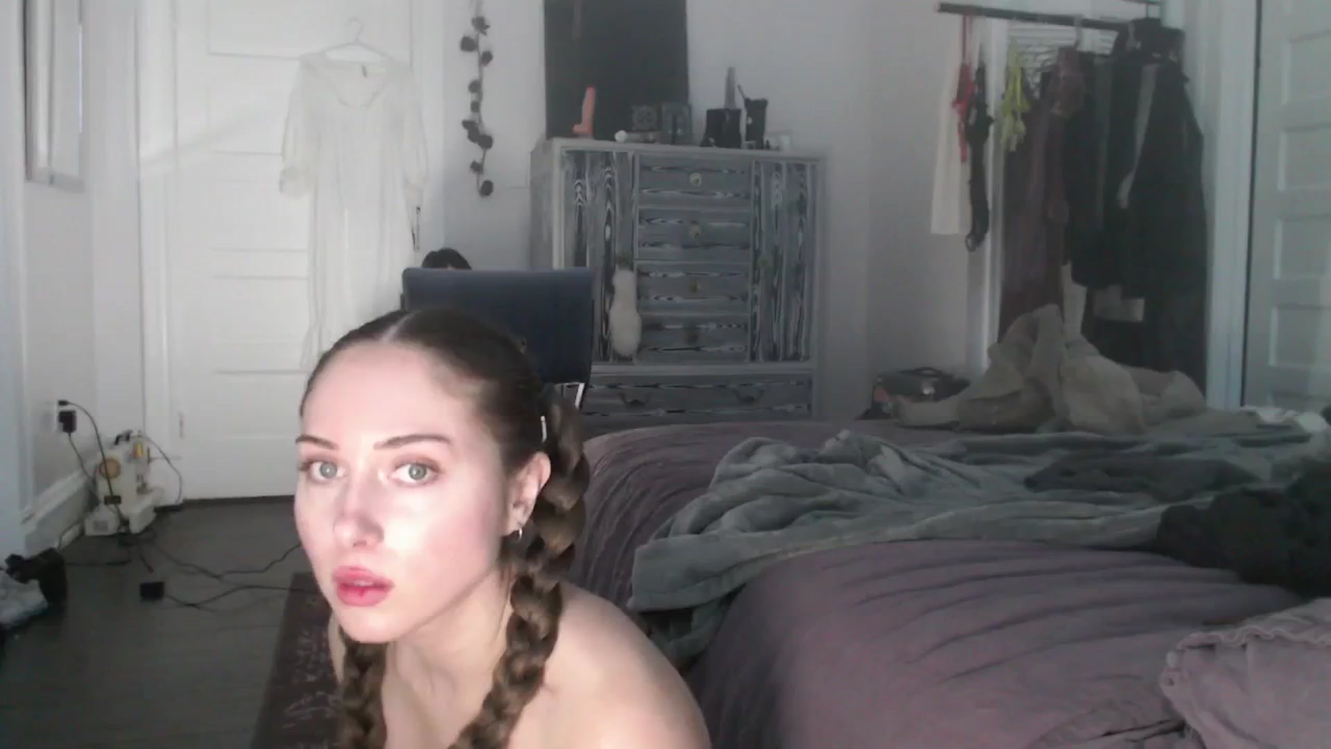 Gallery image thumbnail from Brookie_B's myfreecams stream on, 01/07/2025, 21:49 image 3 of 20