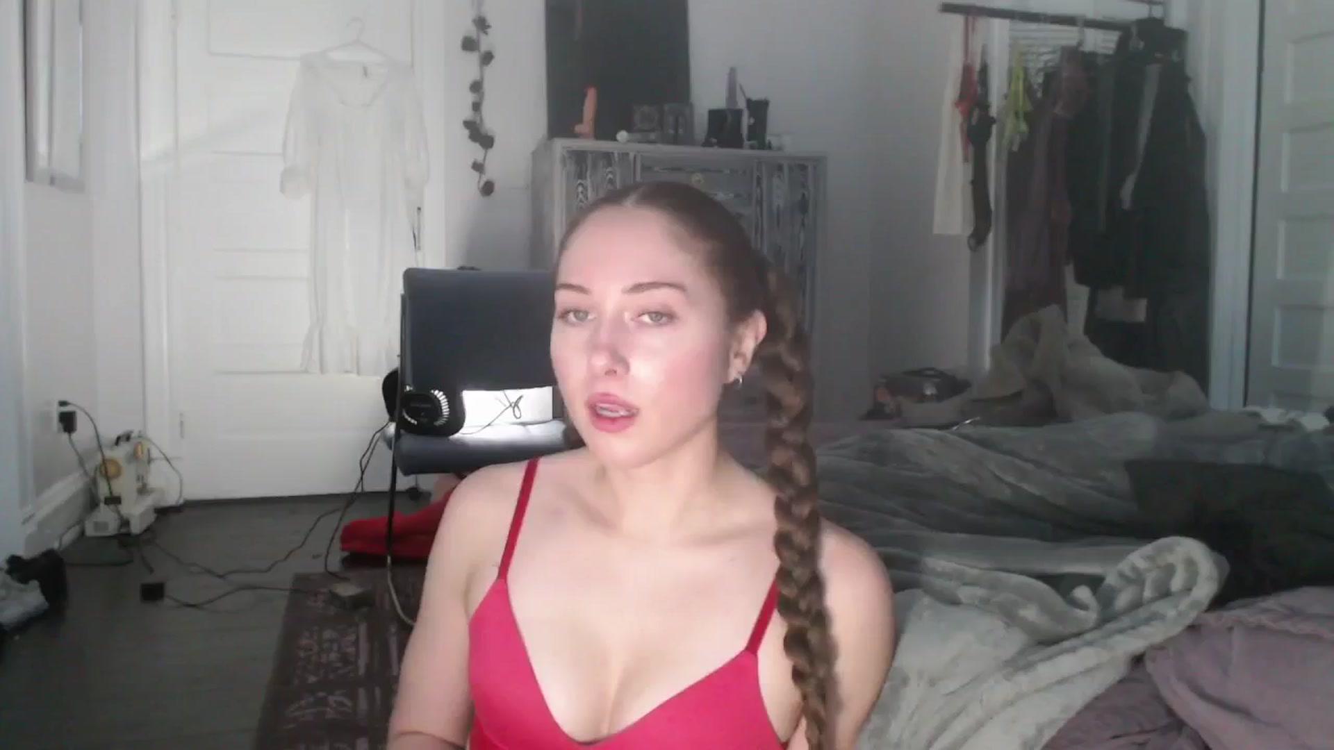 Gallery image thumbnail from Brookie_B's myfreecams stream on, 01/07/2025, 21:49 image 8 of 20