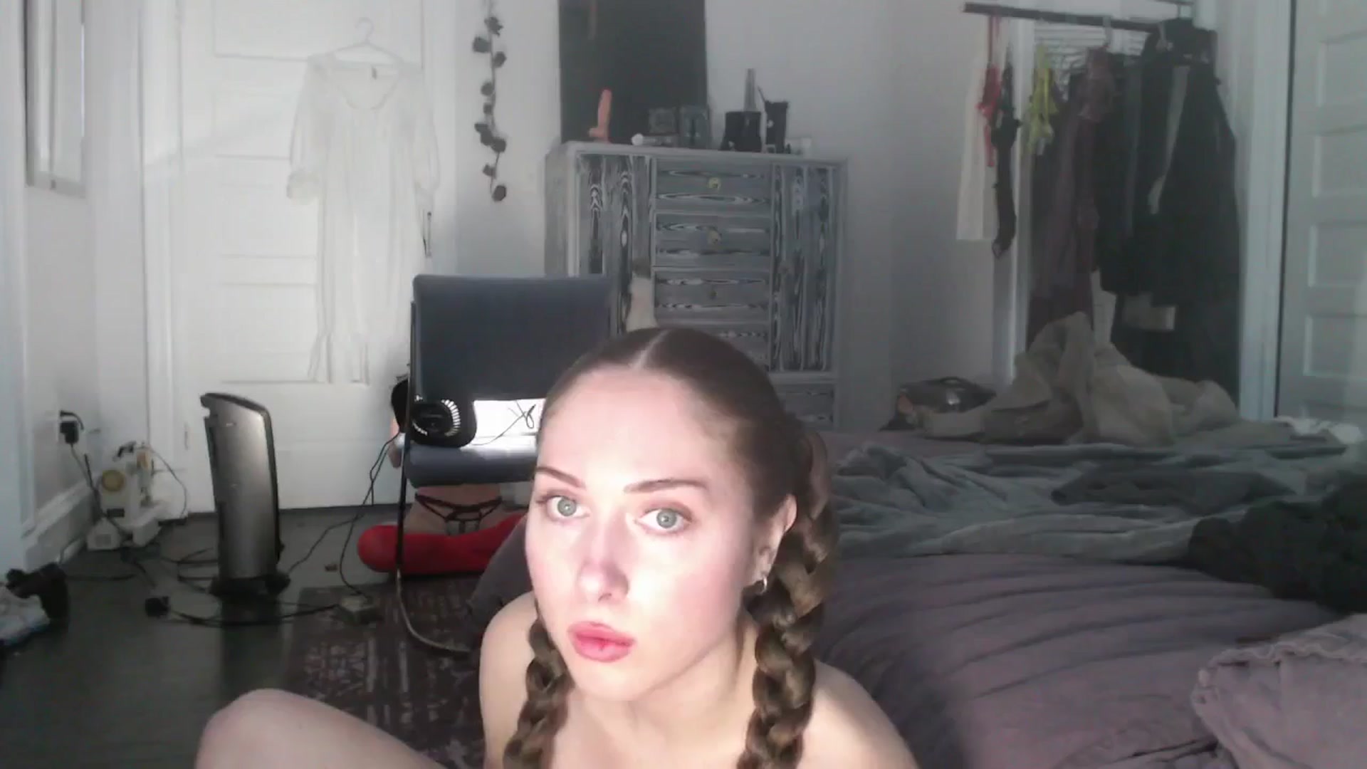Gallery image thumbnail from Brookie_B's myfreecams stream on, 01/07/2025, 21:49 image 2 of 20