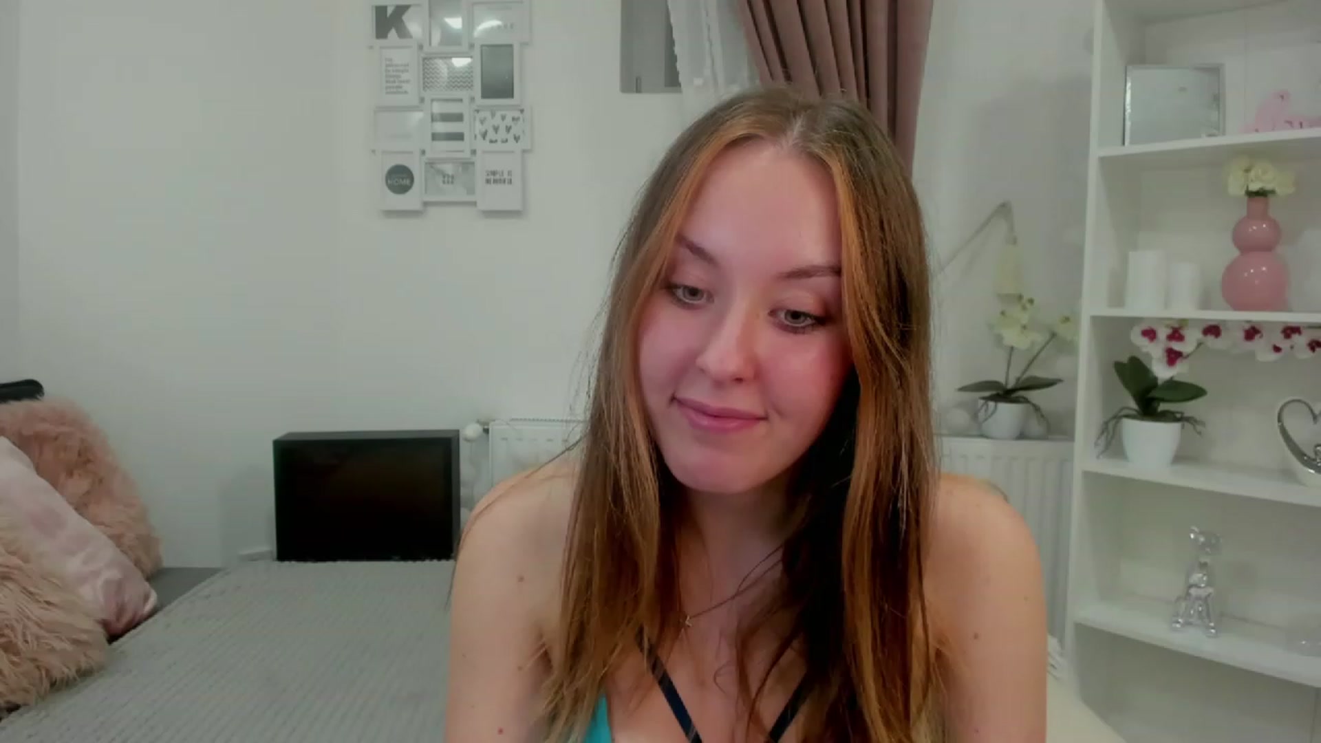 Gallery image thumbnail from Brooklyn_Ch's myfreecams stream on, 11/16/2022, 16:00 image 12 of 20