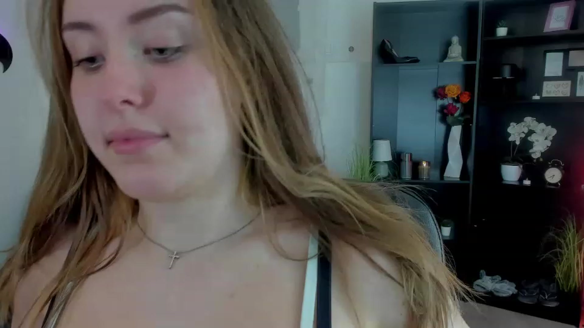 Gallery image thumbnail from Brooklyn_Ch's myfreecams stream on, 11/20/2022, 15:38 image 18 of 20