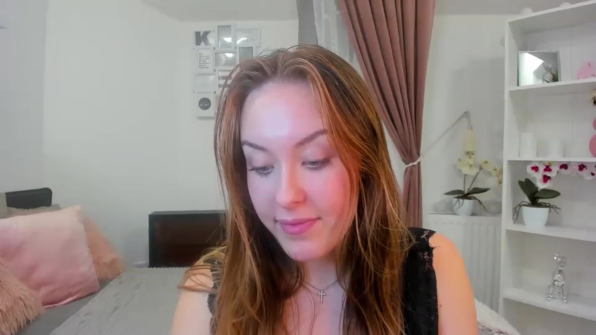 Gallery image thumbnail from Brooklyn_Ch's myfreecams stream on, 11/28/2022, 13:36 image 18 of 20