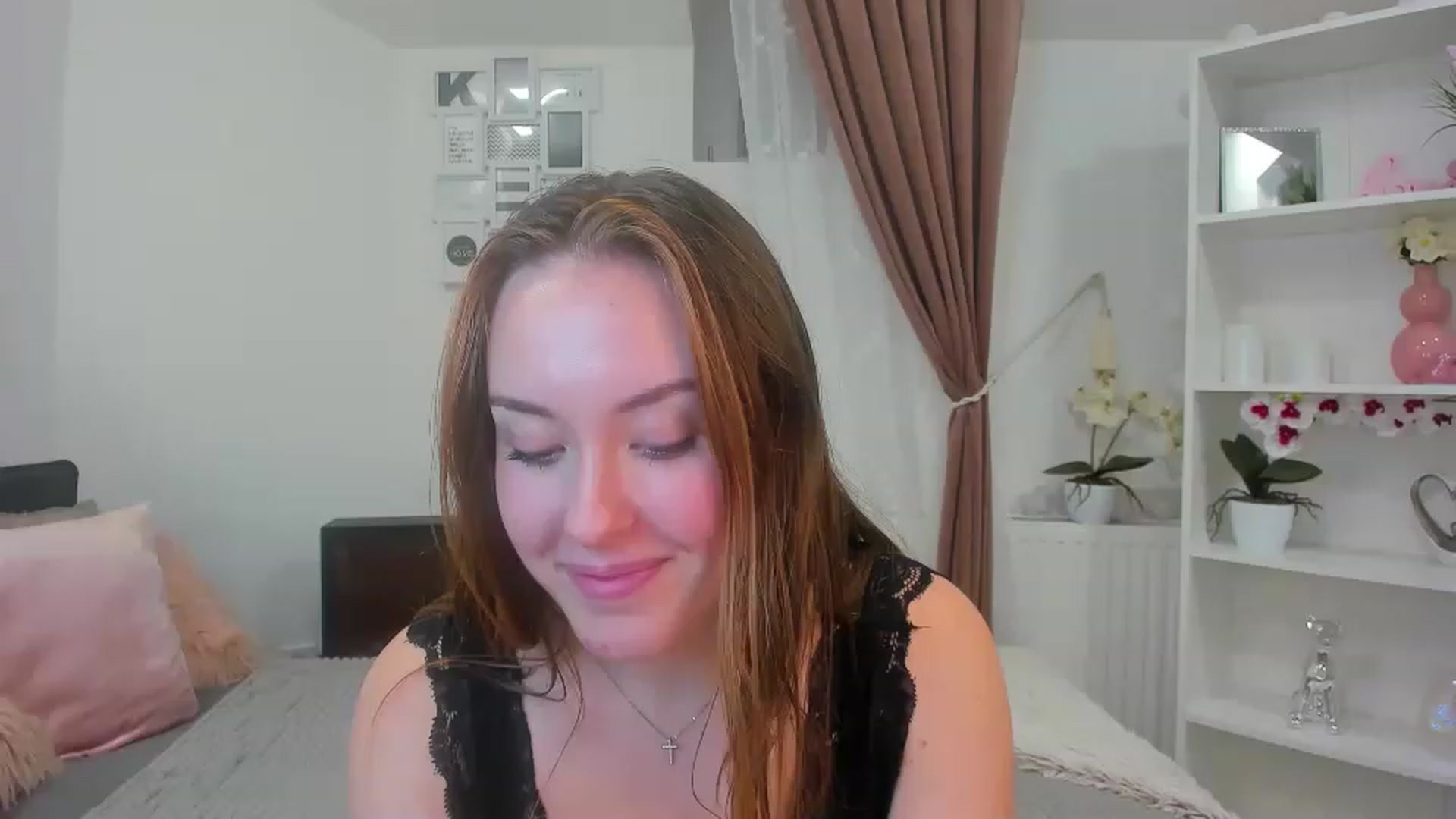 Gallery image thumbnail from Brooklyn_Ch's myfreecams stream on, 11/28/2022, 14:24 image 2 of 20