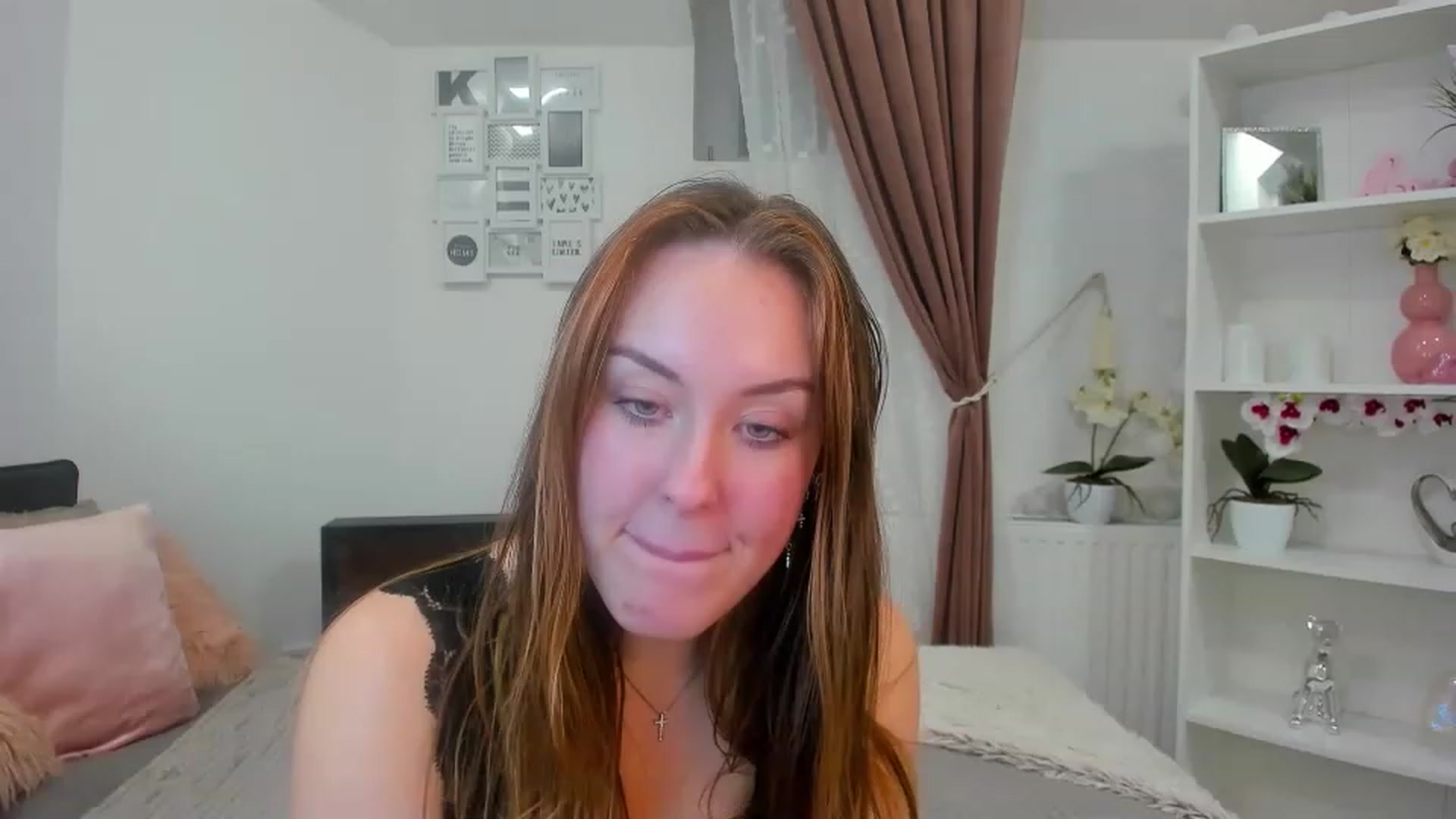 Gallery image thumbnail from Brooklyn_Ch's myfreecams stream on, 11/28/2022, 14:24 image 10 of 20