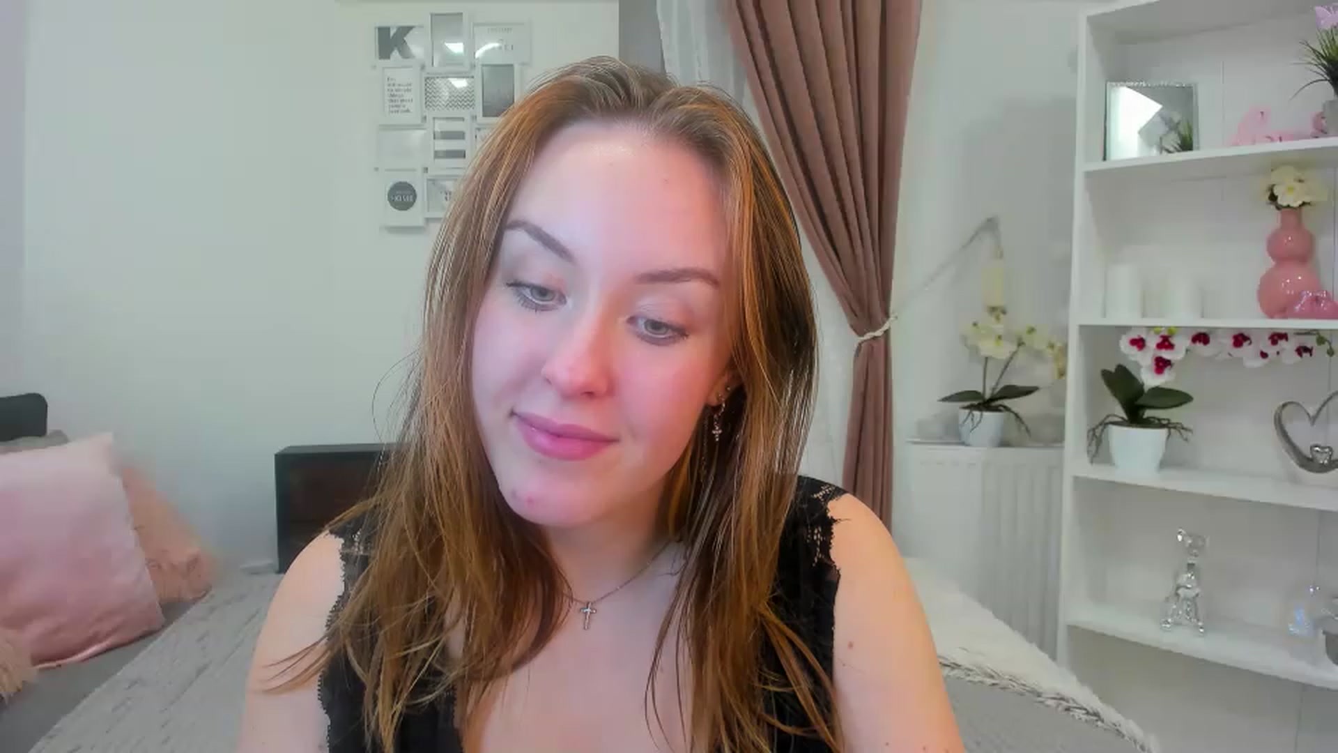 Gallery image thumbnail from Brooklyn_Ch's myfreecams stream on, 11/28/2022, 16:35 image 4 of 20