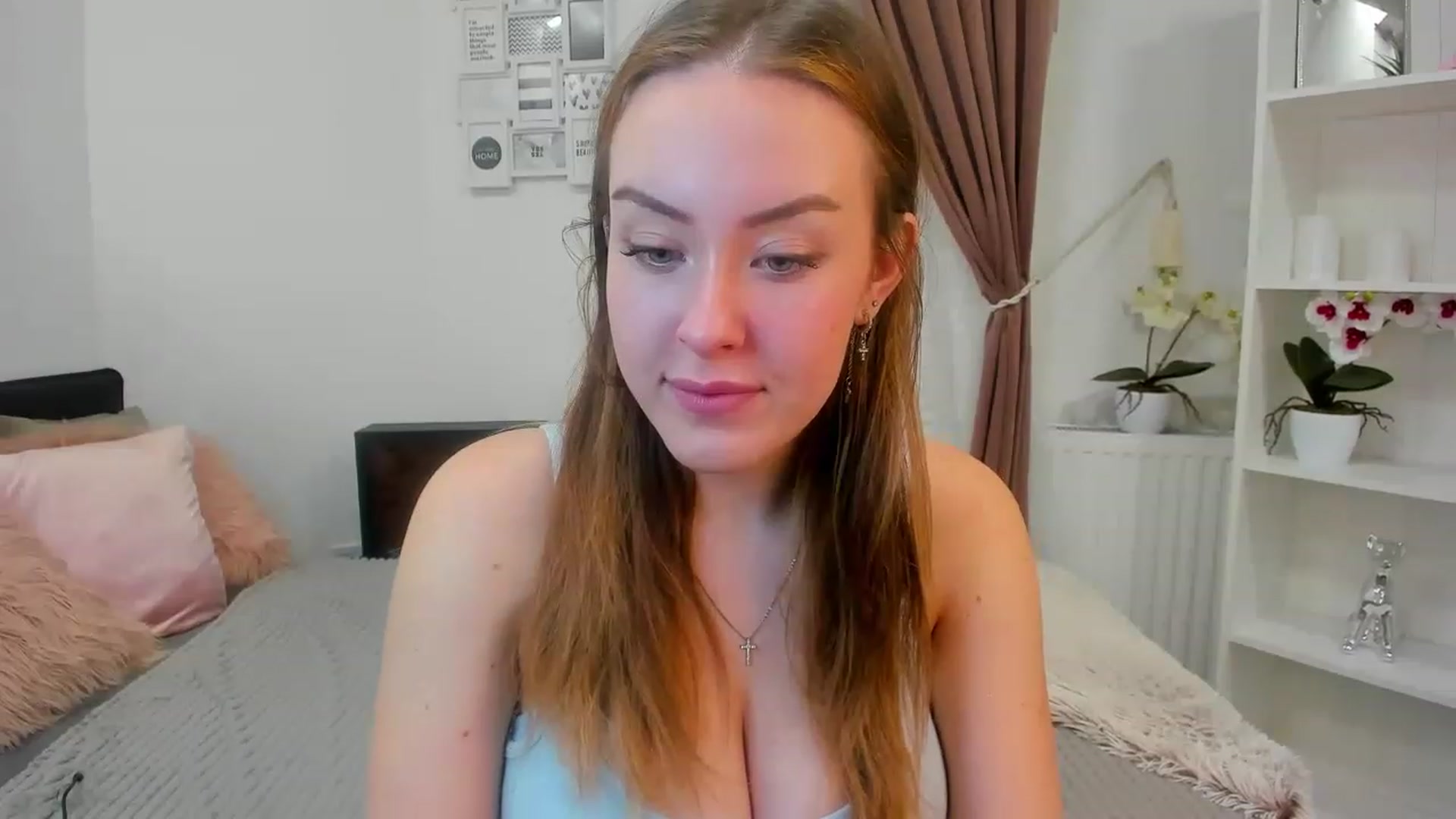 Gallery image thumbnail from Brooklyn_Ch's myfreecams stream on, 11/29/2022, 09:44 image 14 of 20
