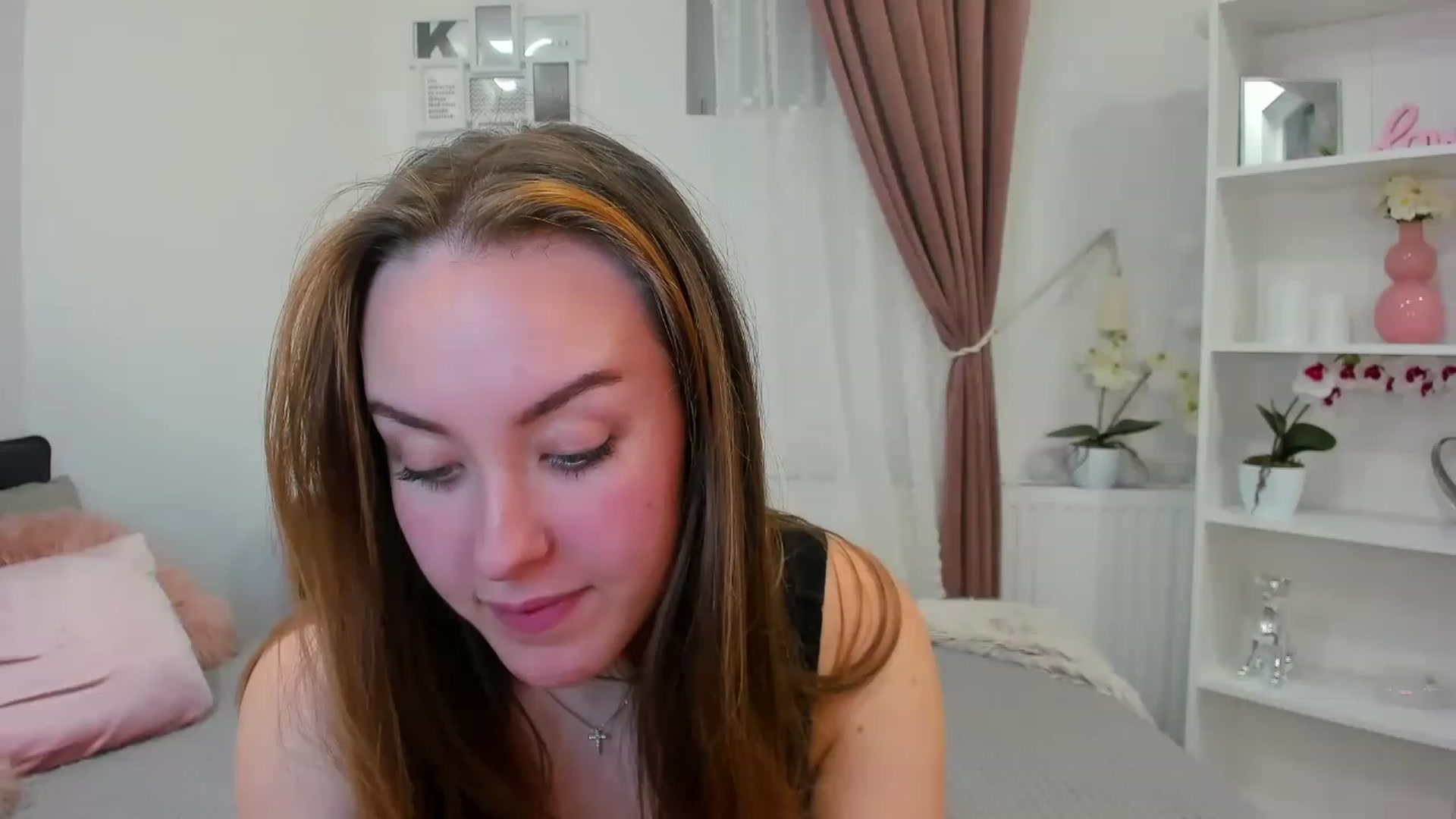 Gallery image thumbnail from Brooklyn_Ch's myfreecams stream on, 12/12/2022, 21:13 image 15 of 20