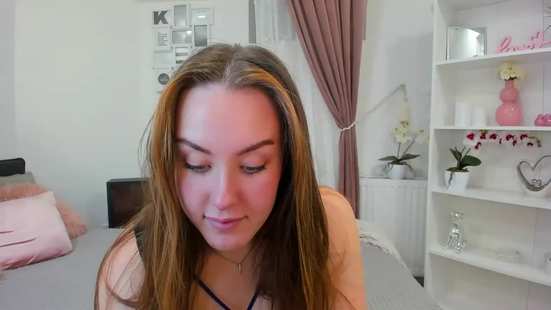 Gallery image thumbnail from Brooklyn_Ch's myfreecams stream on, 12/12/2022, 23:42 image 3 of 20