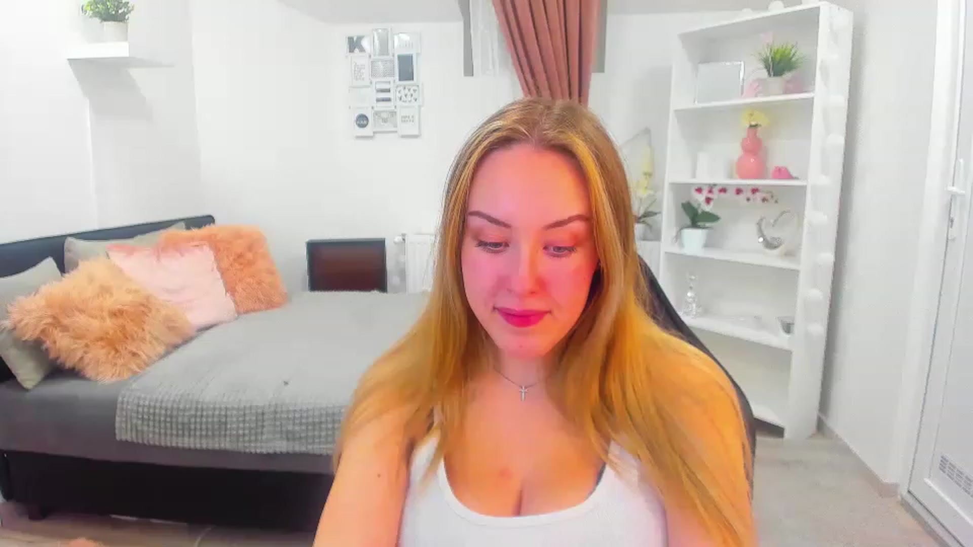 Gallery image thumbnail from Brooklyn_Ch's myfreecams stream on, 01/05/2023, 22:05 image 10 of 20