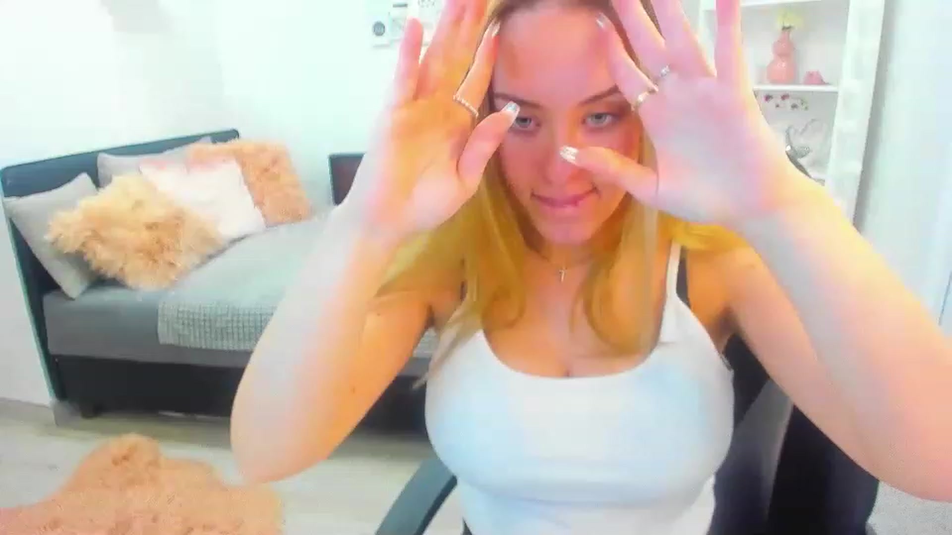 Gallery image thumbnail from Brooklyn_Ch's myfreecams stream on, 01/05/2023, 22:05 image 17 of 20