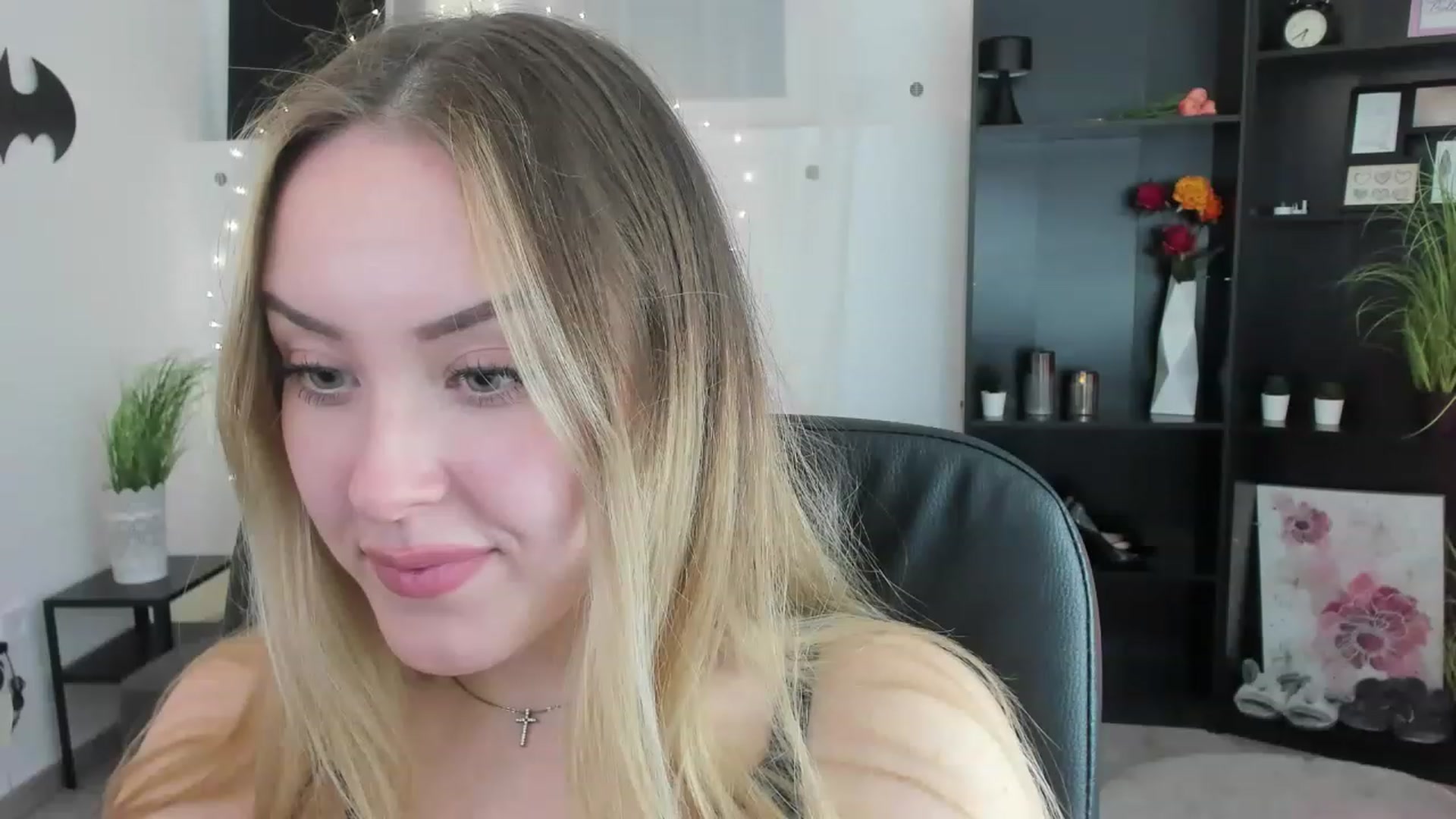 Gallery image thumbnail from Brooklyn_Ch's myfreecams stream on, 01/12/2023, 15:02 image 14 of 20