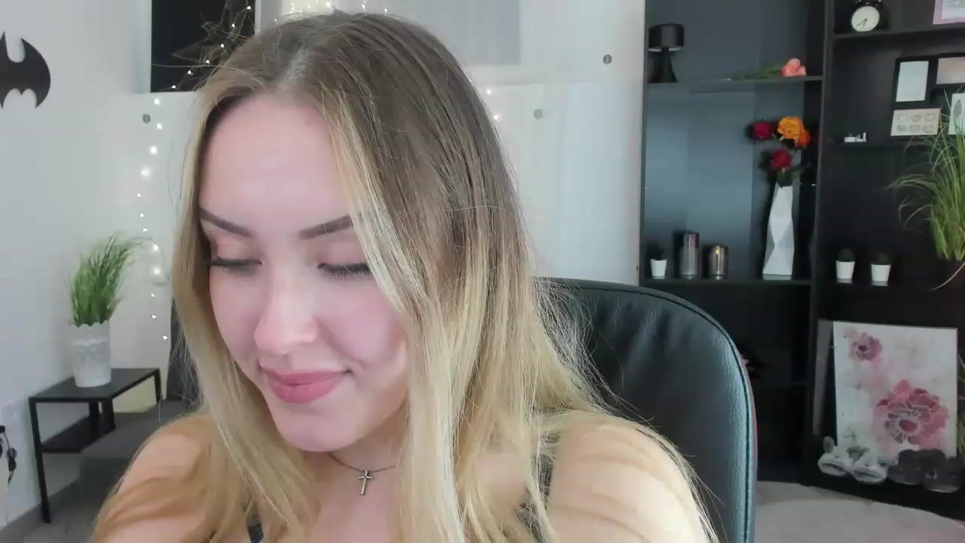 Gallery image thumbnail from Brooklyn_Ch's myfreecams stream on, 01/12/2023, 15:02 image 17 of 20