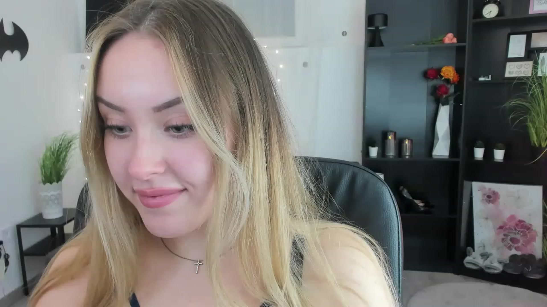Gallery image thumbnail from Brooklyn_Ch's myfreecams stream on, 01/12/2023, 15:02 image 4 of 20