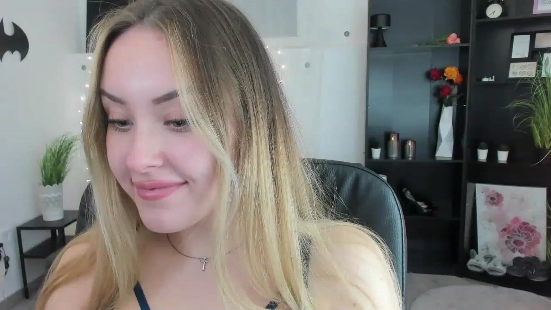 Gallery image thumbnail from Brooklyn_Ch's myfreecams stream on, 01/12/2023, 15:02 image 1 of 20