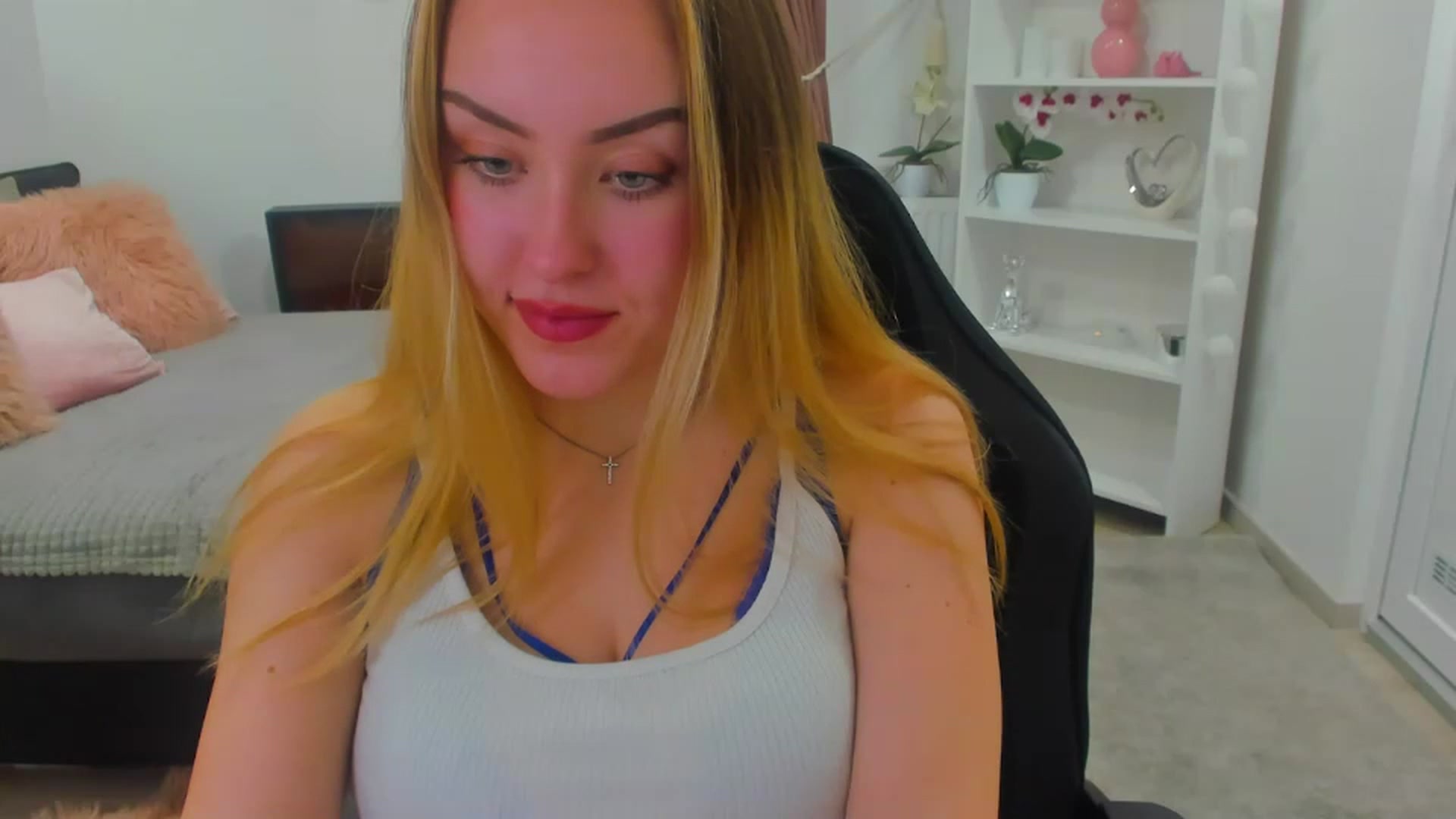 Gallery image thumbnail from Brooklyn_Ch's myfreecams stream on, 01/17/2023, 15:32 image 20 of 20