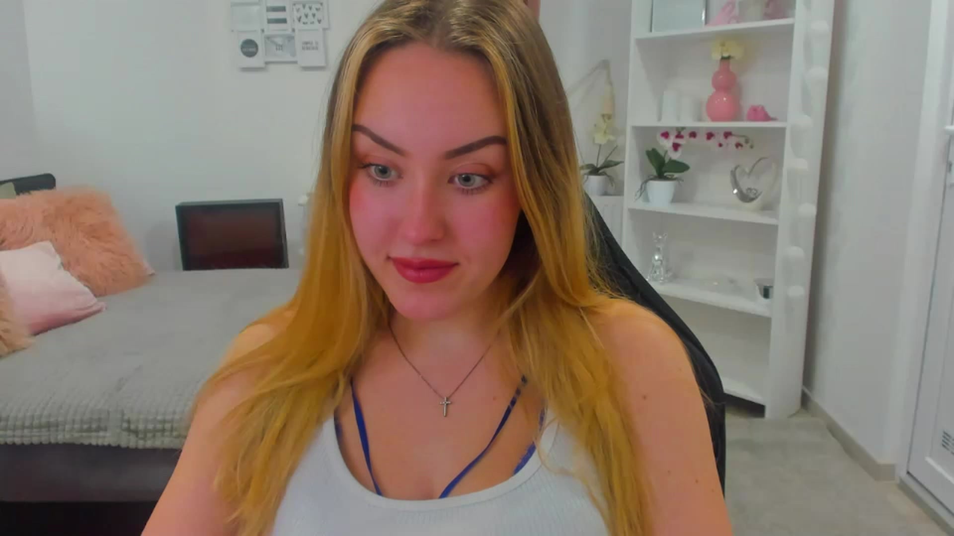 Gallery image thumbnail from Brooklyn_Ch's myfreecams stream on, 01/17/2023, 15:32 image 11 of 20