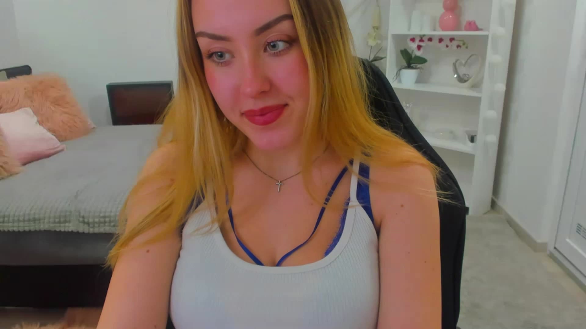 Gallery image thumbnail from Brooklyn_Ch's myfreecams stream on, 01/17/2023, 15:32 image 17 of 20