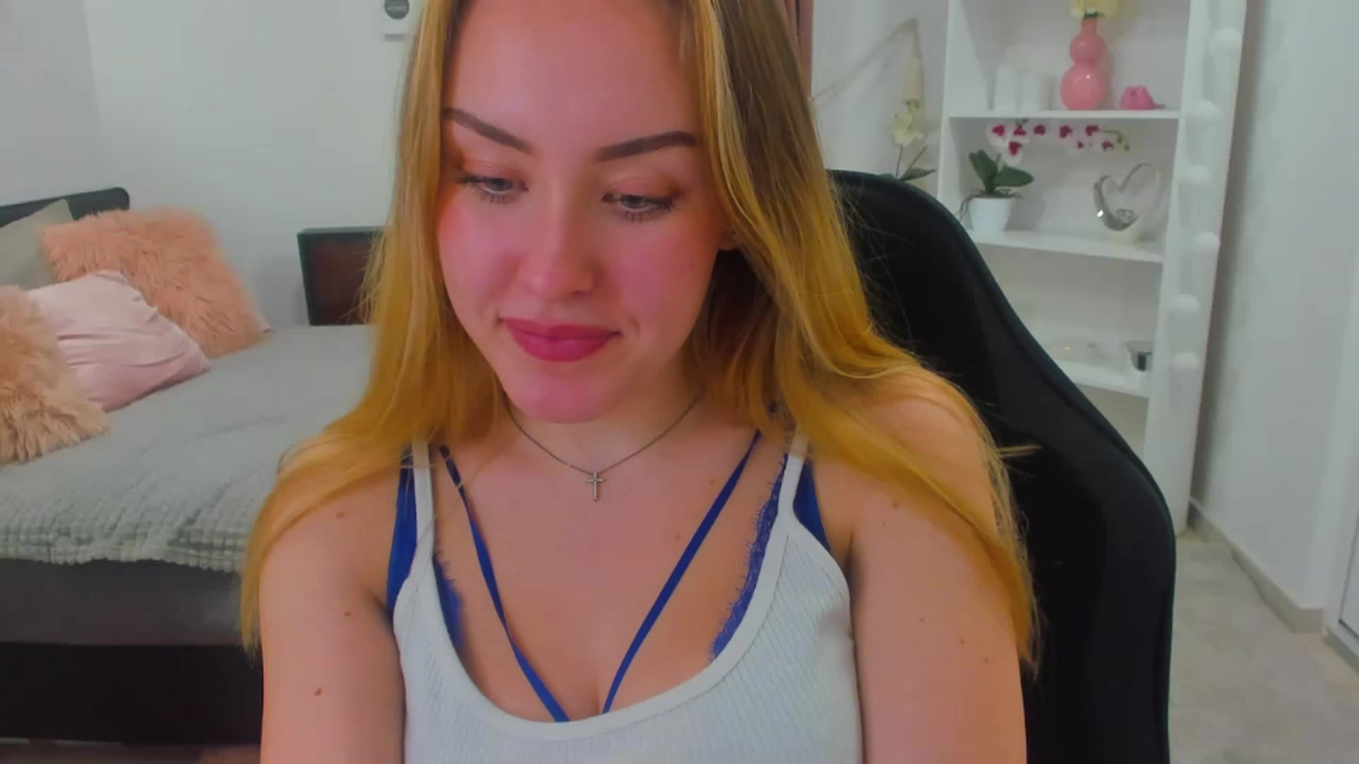 Gallery image thumbnail from Brooklyn_Ch's myfreecams stream on, 01/17/2023, 17:48 image 12 of 20