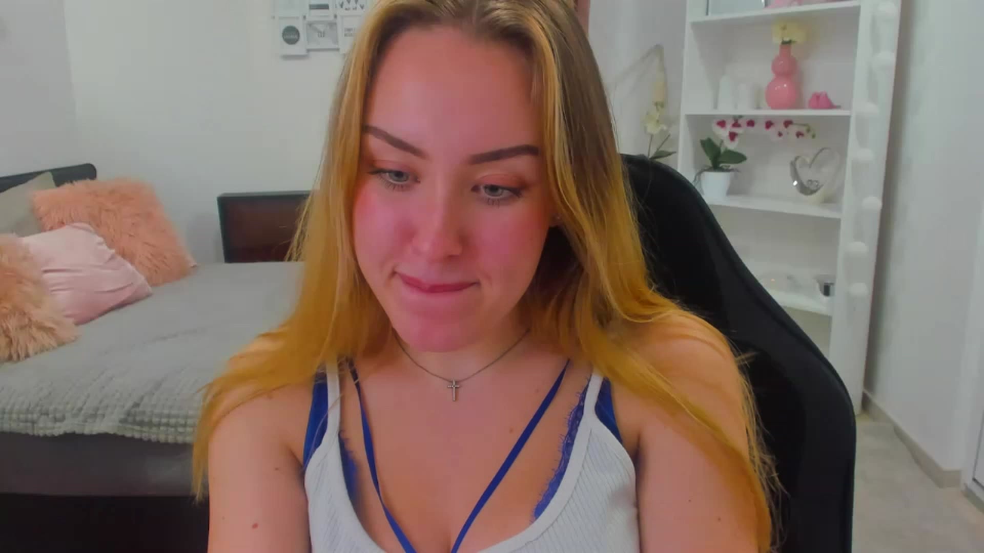 Gallery image thumbnail from Brooklyn_Ch's myfreecams stream on, 01/17/2023, 17:48 image 15 of 20