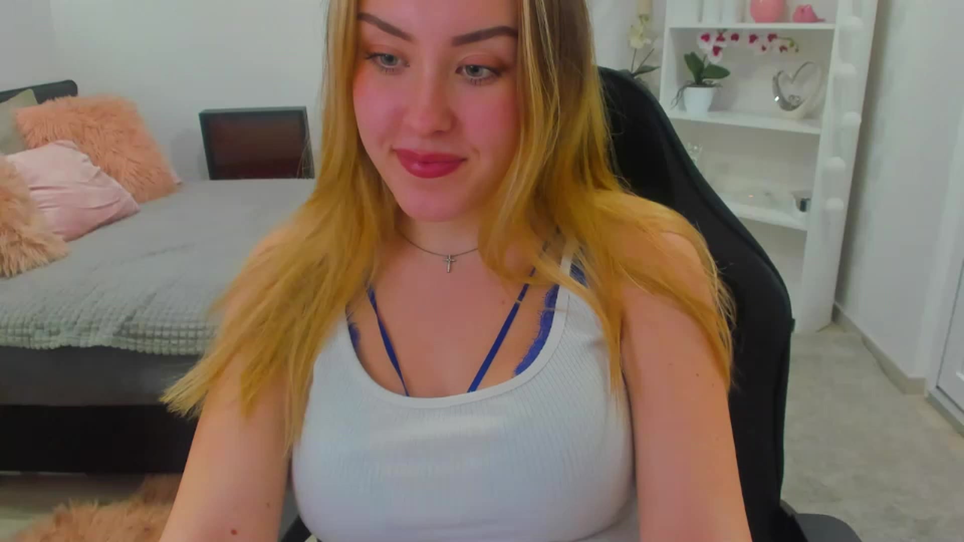 Gallery image thumbnail from Brooklyn_Ch's myfreecams stream on, 01/17/2023, 18:10 image 11 of 20