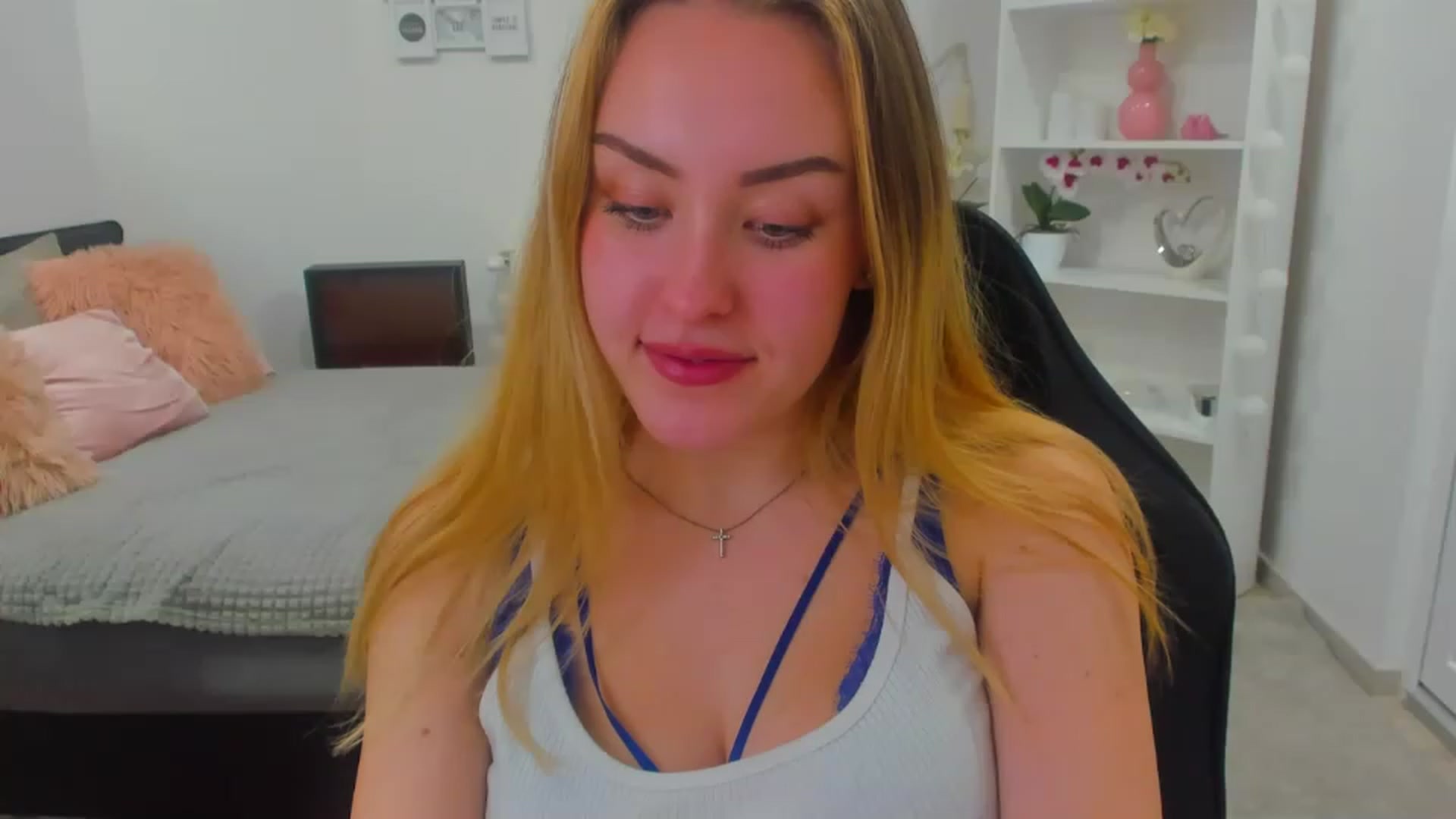 Gallery image thumbnail from Brooklyn_Ch's myfreecams stream on, 01/17/2023, 21:01 image 20 of 20