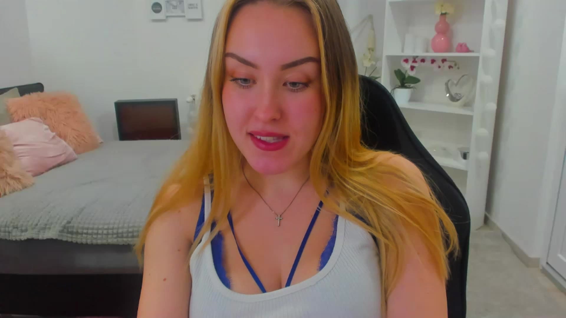 Gallery image thumbnail from Brooklyn_Ch's myfreecams stream on, 01/17/2023, 21:01 image 1 of 20