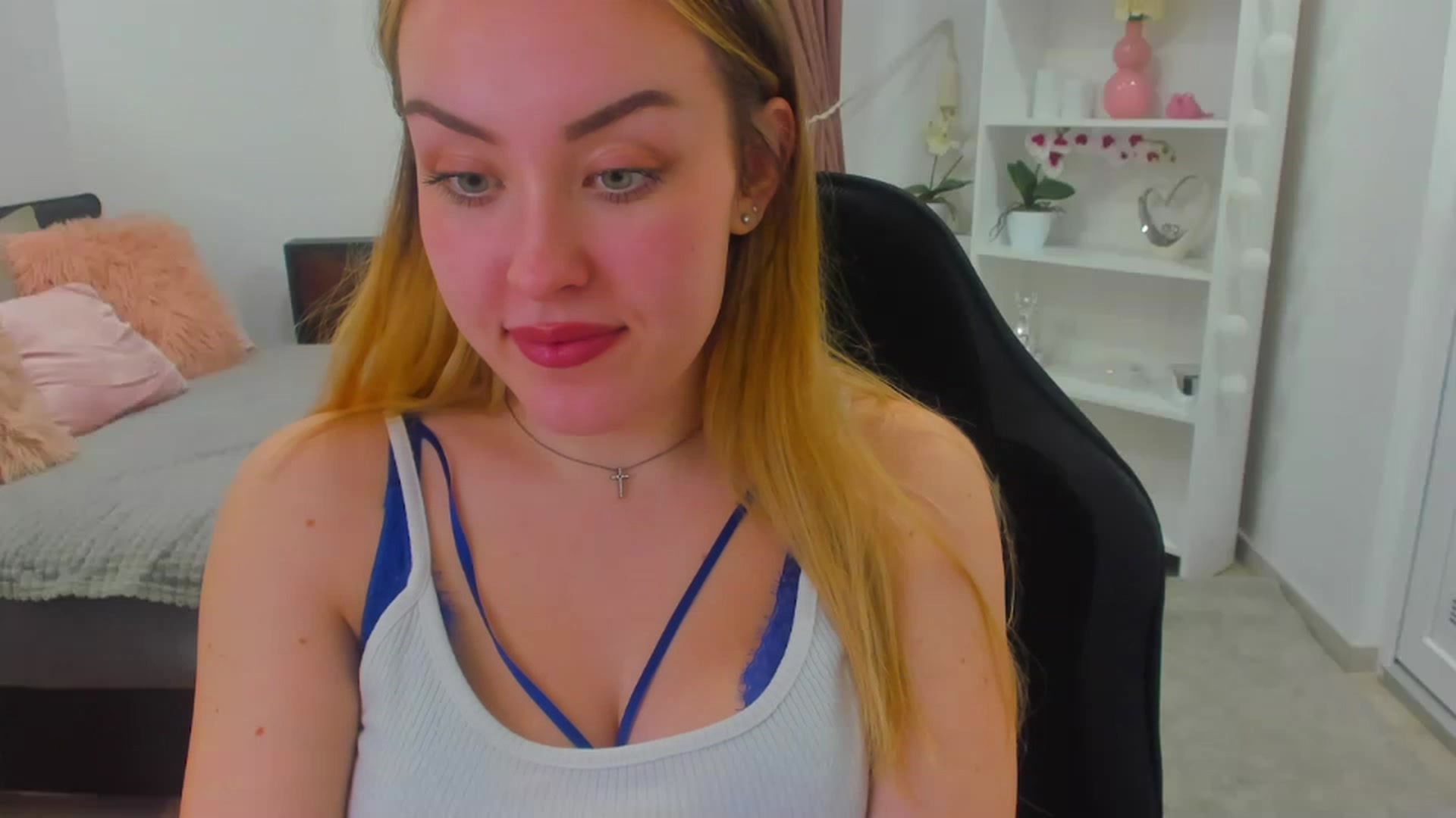 Gallery image thumbnail from Brooklyn_Ch's myfreecams stream on, 01/17/2023, 22:44 image 1 of 20