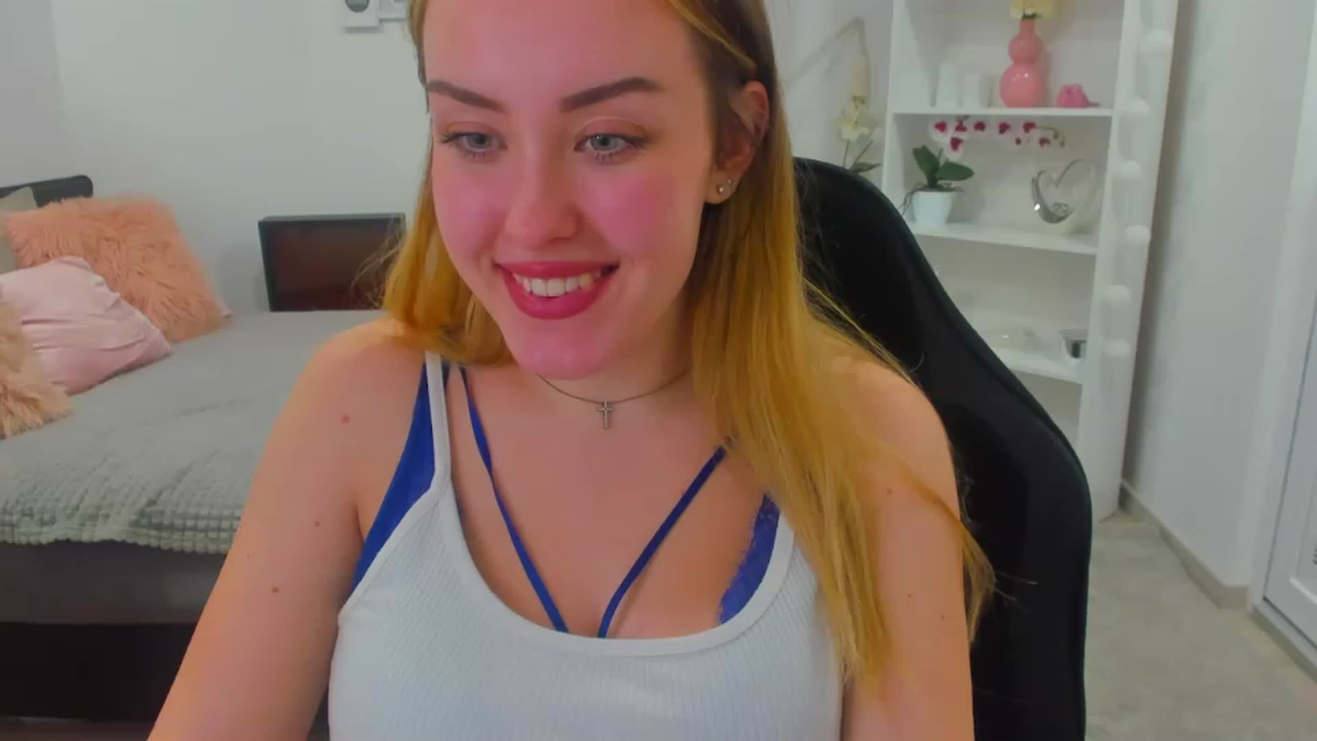 Gallery image thumbnail from Brooklyn_Ch's myfreecams stream on, 01/17/2023, 22:44 image 2 of 20