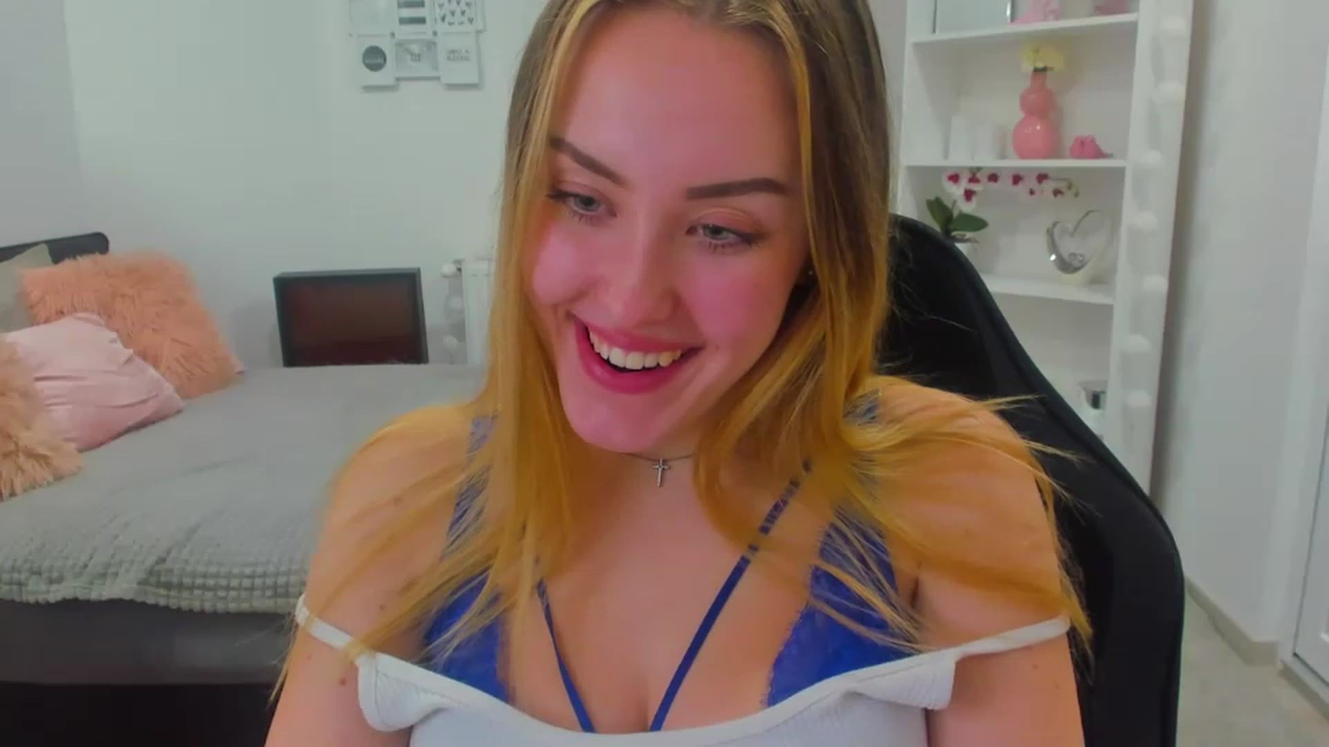 Gallery image thumbnail from Brooklyn_Ch's myfreecams stream on, 01/17/2023, 23:07 image 15 of 20