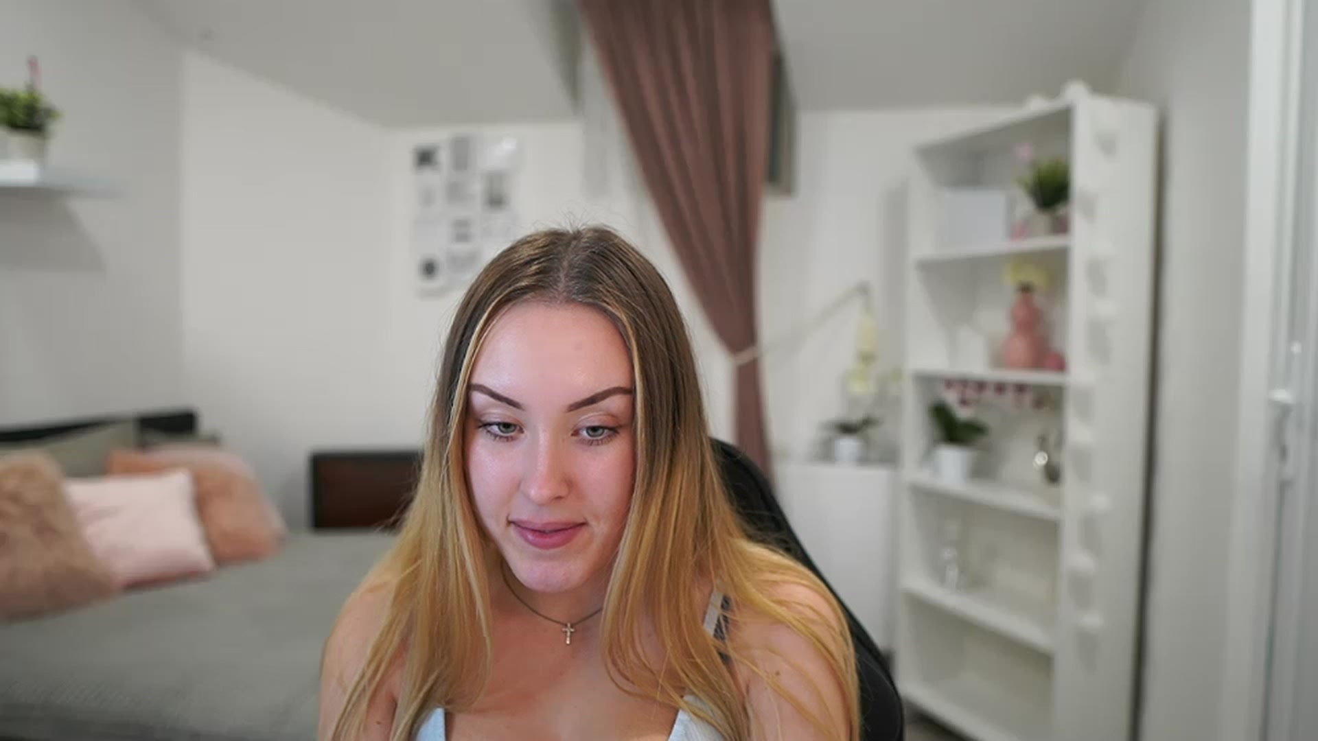 Gallery image thumbnail from Brooklyn_Ch's myfreecams stream on, 01/31/2023, 14:28 image 11 of 20