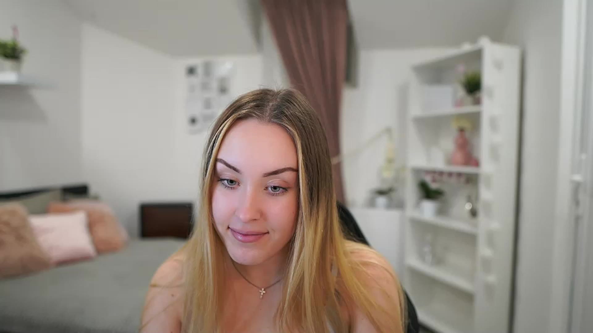Gallery image thumbnail from Brooklyn_Ch's myfreecams stream on, 01/31/2023, 14:28 image 2 of 20