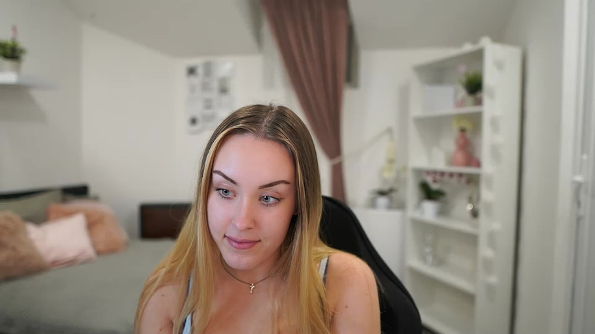 Gallery image thumbnail from Brooklyn_Ch's myfreecams stream on, 01/31/2023, 15:28 image 14 of 20