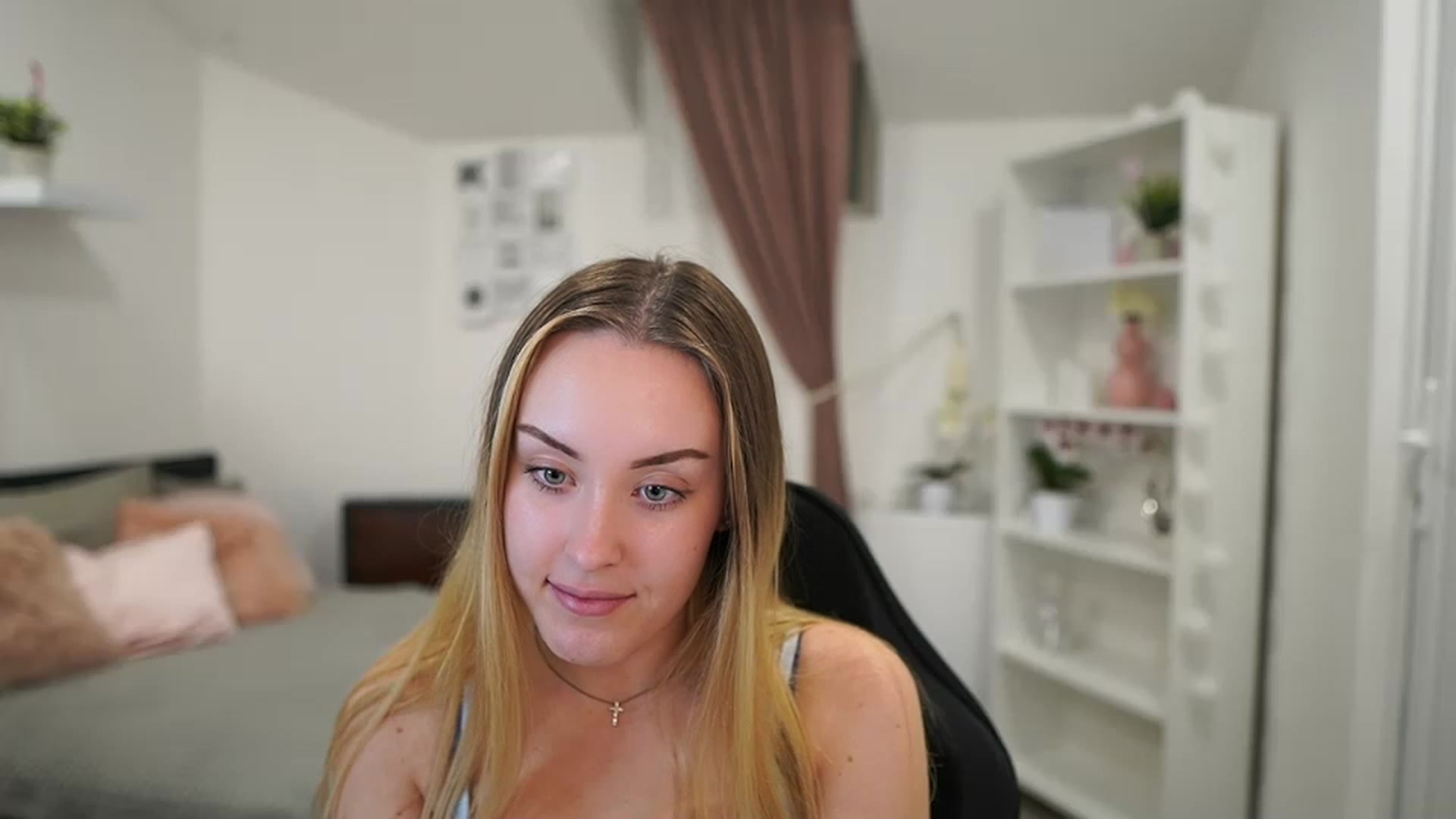 Gallery image thumbnail from Brooklyn_Ch's myfreecams stream on, 01/31/2023, 15:28 image 20 of 20