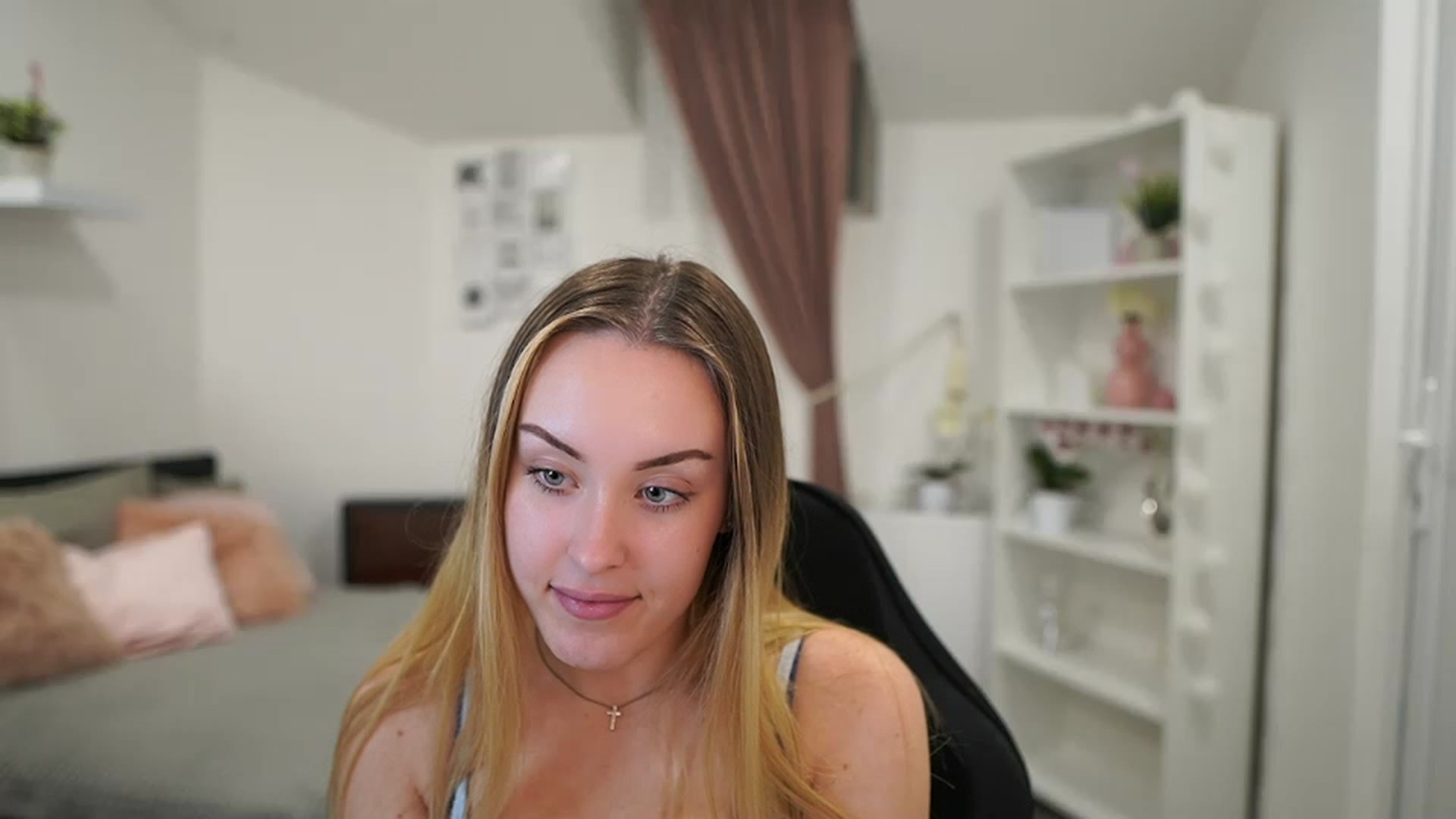 Gallery image thumbnail from Brooklyn_Ch's myfreecams stream on, 01/31/2023, 15:28 image 12 of 20