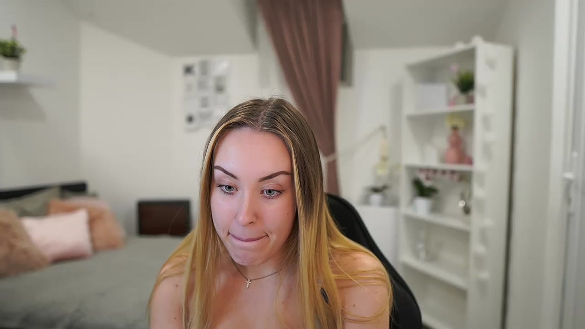 Gallery image thumbnail from Brooklyn_Ch's myfreecams stream on, 01/31/2023, 16:47 image 7 of 20