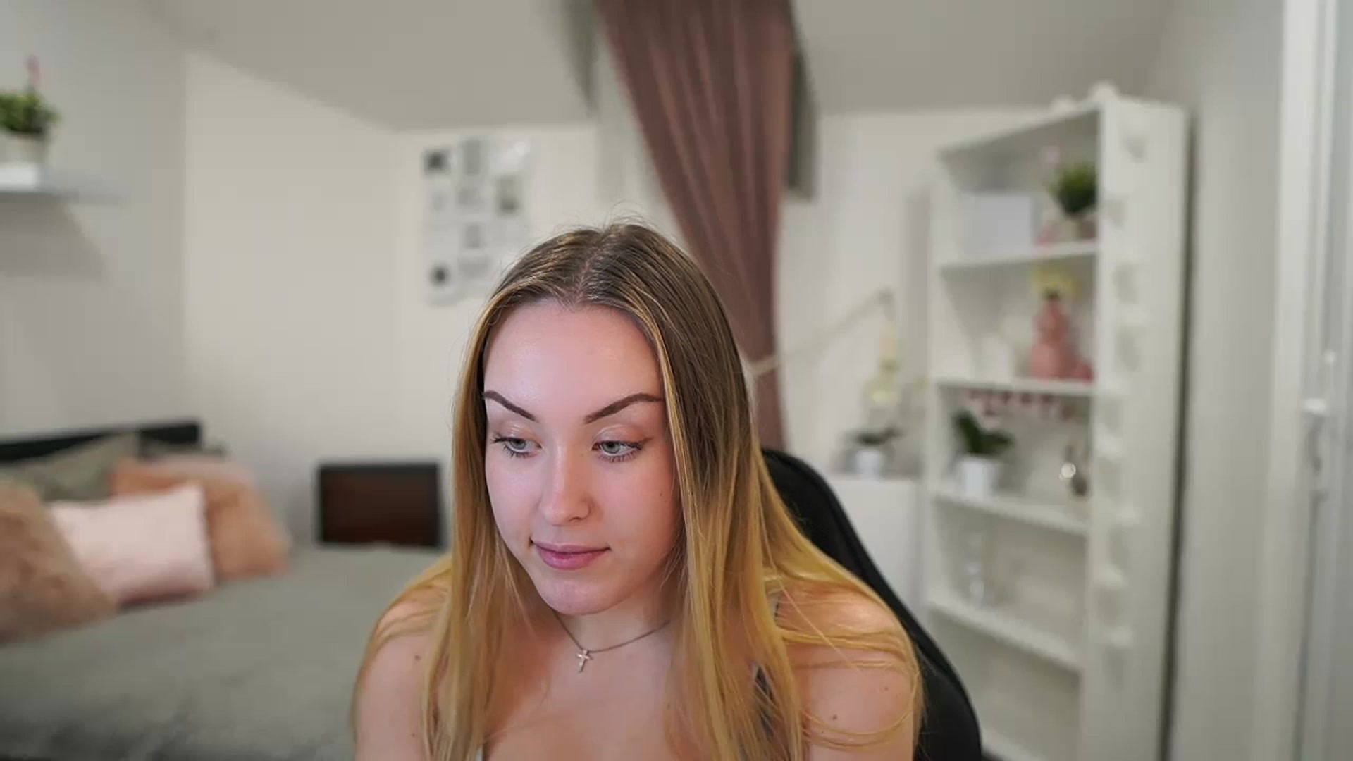Gallery image thumbnail from Brooklyn_Ch's myfreecams stream on, 01/31/2023, 16:47 image 5 of 20
