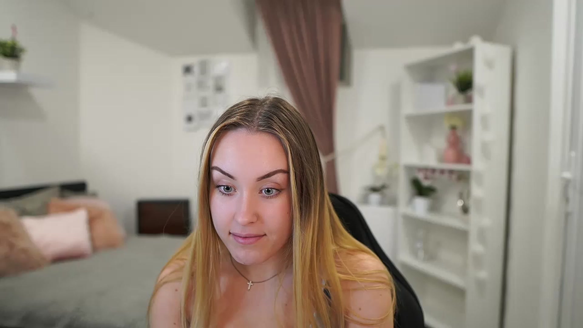 Gallery image thumbnail from Brooklyn_Ch's myfreecams stream on, 01/31/2023, 16:47 image 10 of 20