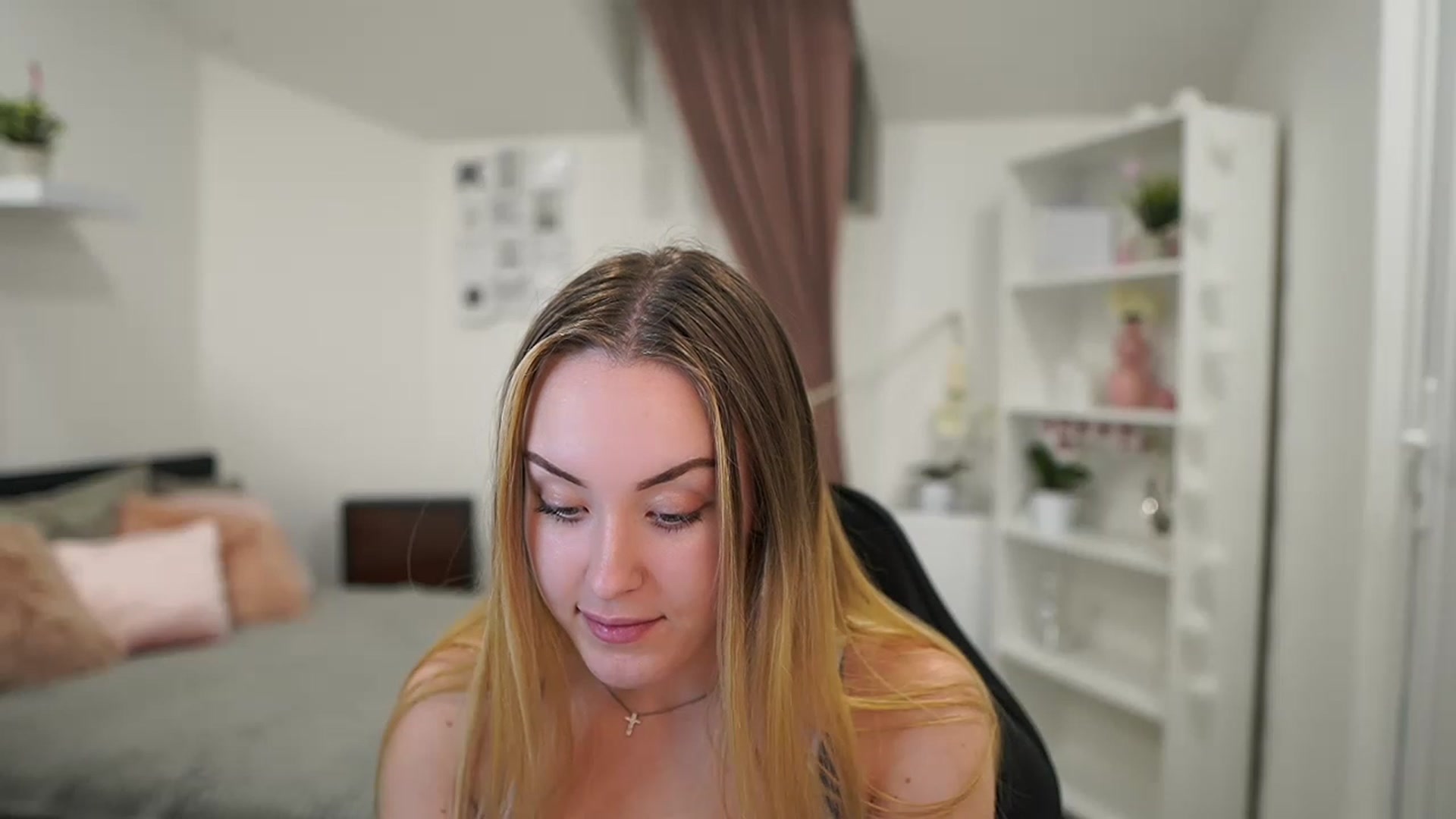 Gallery image thumbnail from Brooklyn_Ch's myfreecams stream on, 01/31/2023, 16:47 image 3 of 20