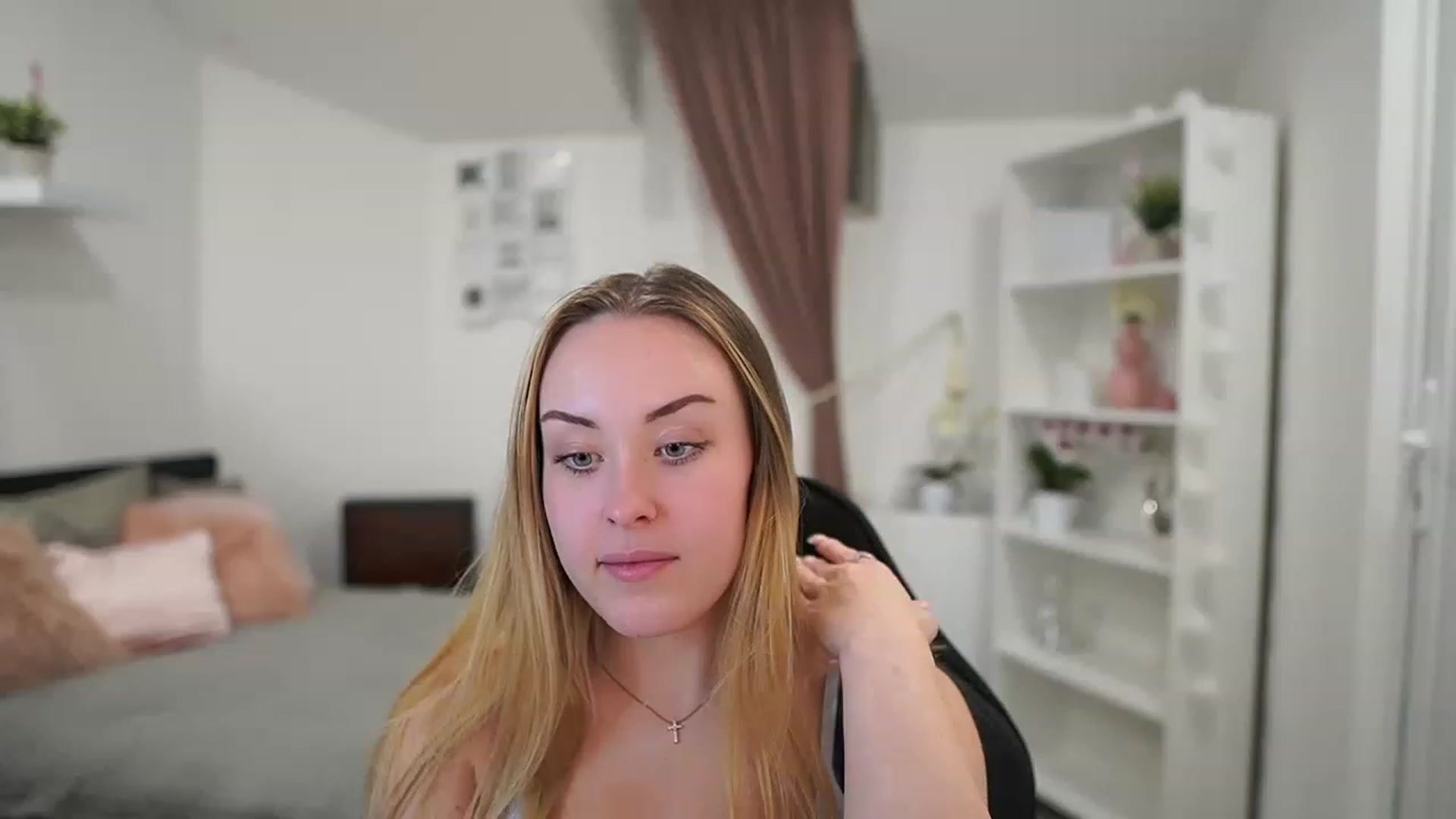 Gallery image thumbnail from Brooklyn_Ch's myfreecams stream on, 01/31/2023, 19:28 image 6 of 20