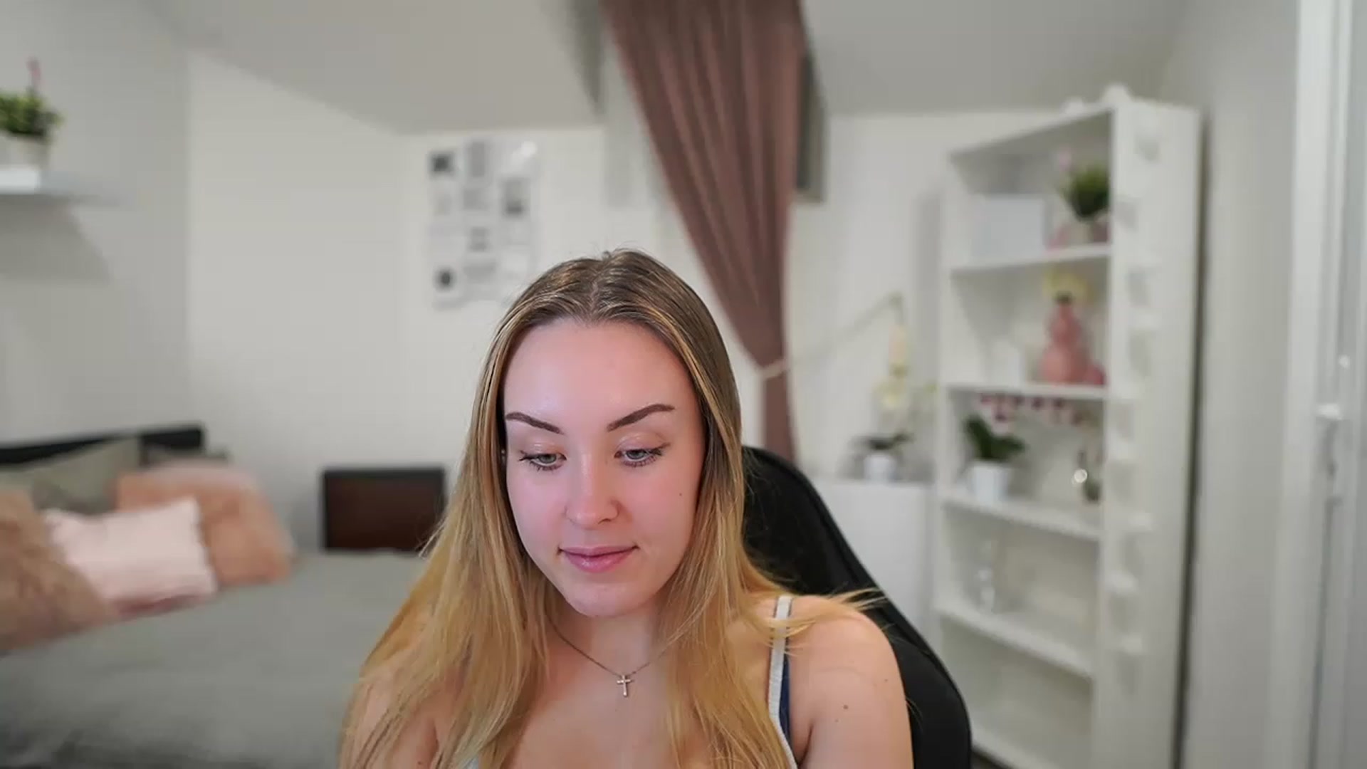 Gallery image thumbnail from Brooklyn_Ch's myfreecams stream on, 01/31/2023, 19:28 image 7 of 20