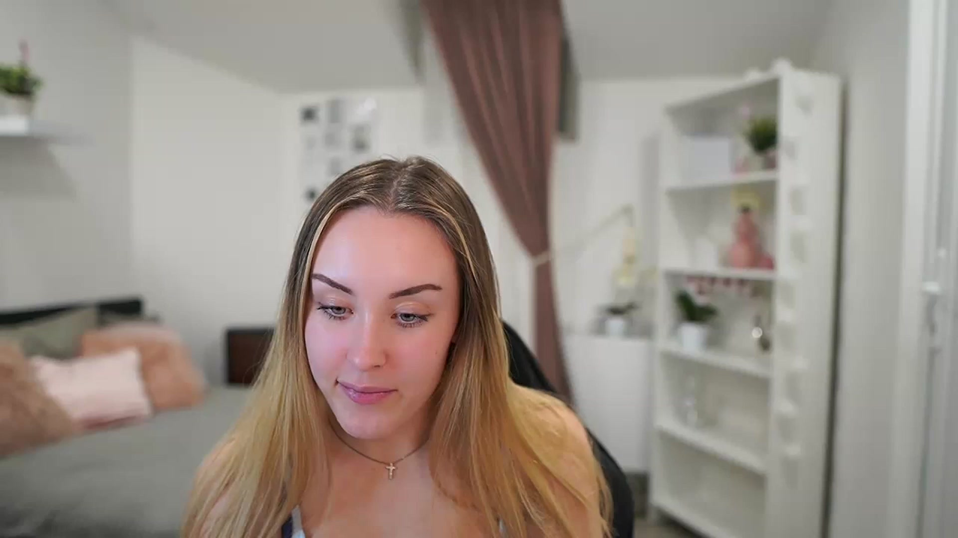 Gallery image thumbnail from Brooklyn_Ch's myfreecams stream on, 01/31/2023, 19:28 image 18 of 20