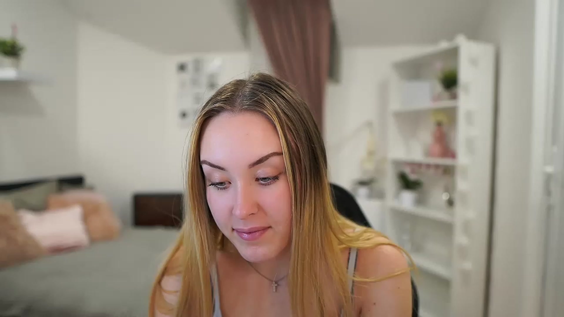 Gallery image thumbnail from Brooklyn_Ch's myfreecams stream on, 01/31/2023, 21:25 image 1 of 20