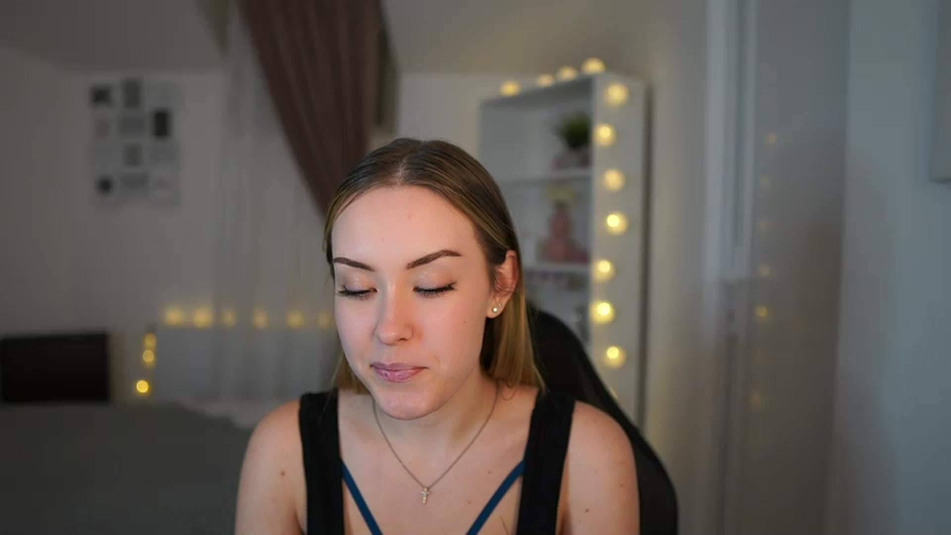 Gallery image thumbnail from Brooklyn_Ch's myfreecams stream on, 02/01/2023, 16:06 image 15 of 20