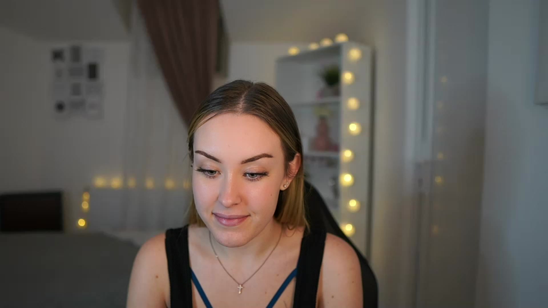 Gallery image thumbnail from Brooklyn_Ch's myfreecams stream on, 02/01/2023, 16:06 image 17 of 20